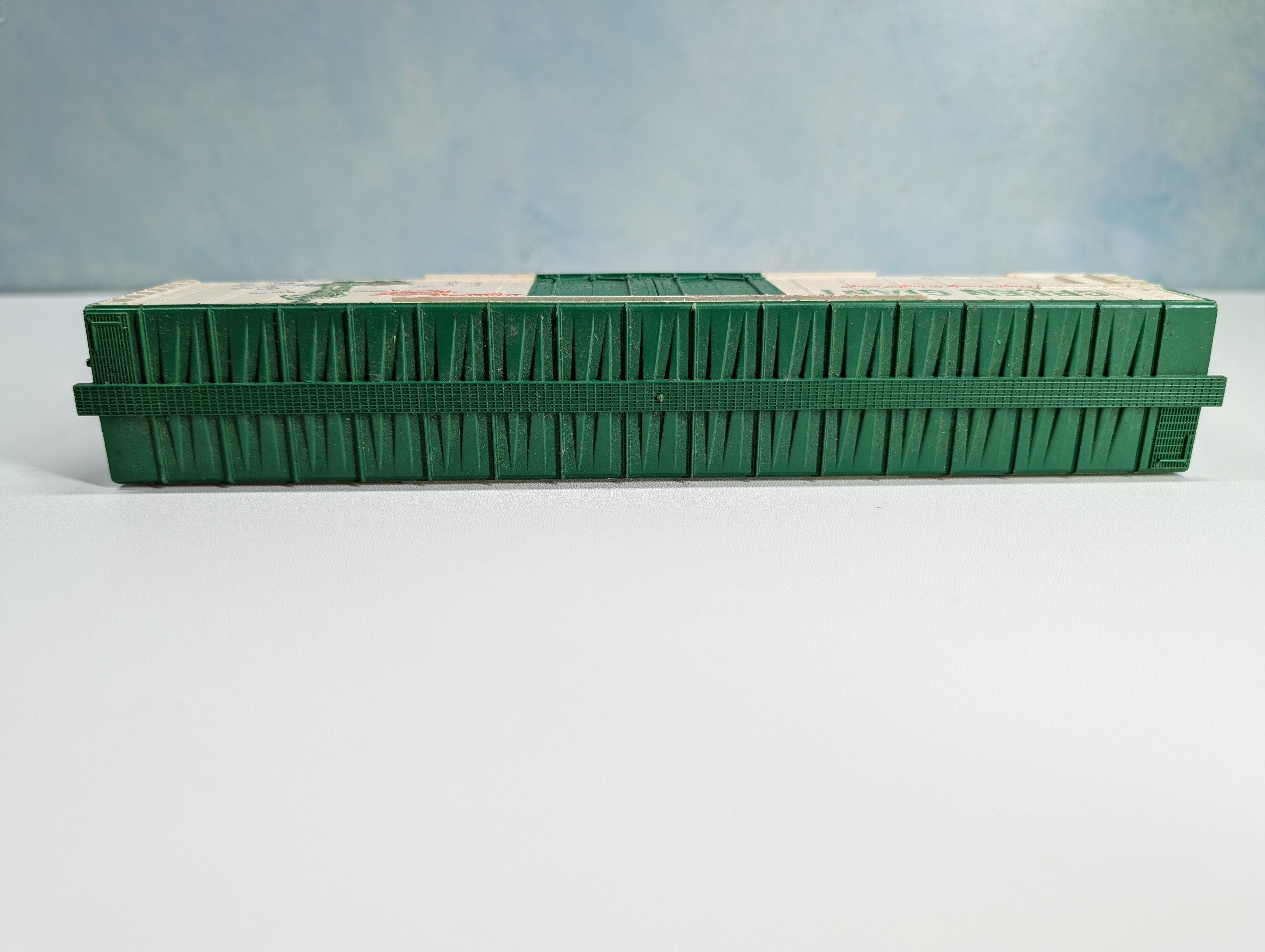 USED Tyco HO Scale 60' Billboard Box Car Green Giant GARX #50822