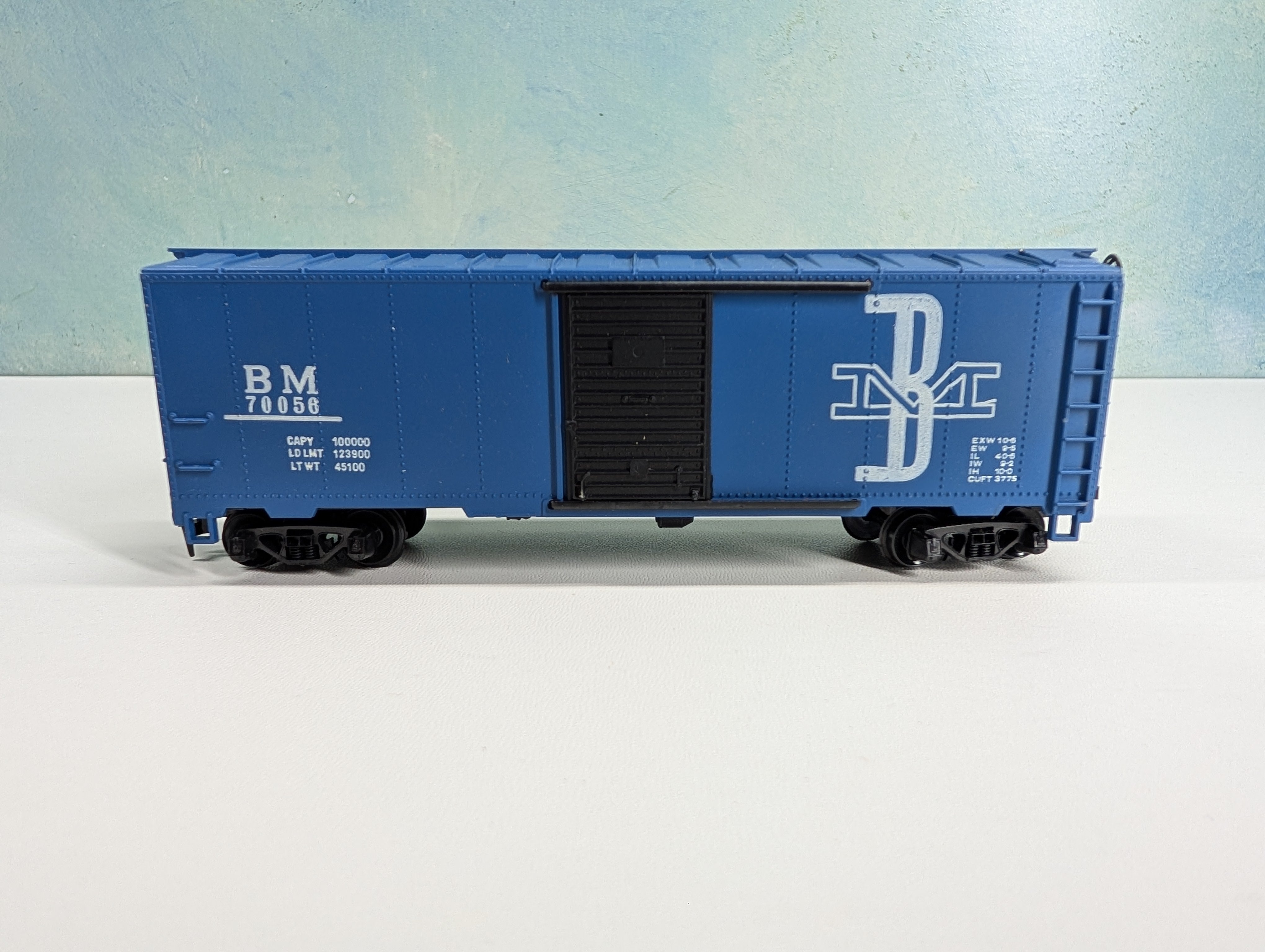 USED Mantua HO Scale 40' Box Car Boston and Maine BM #70058