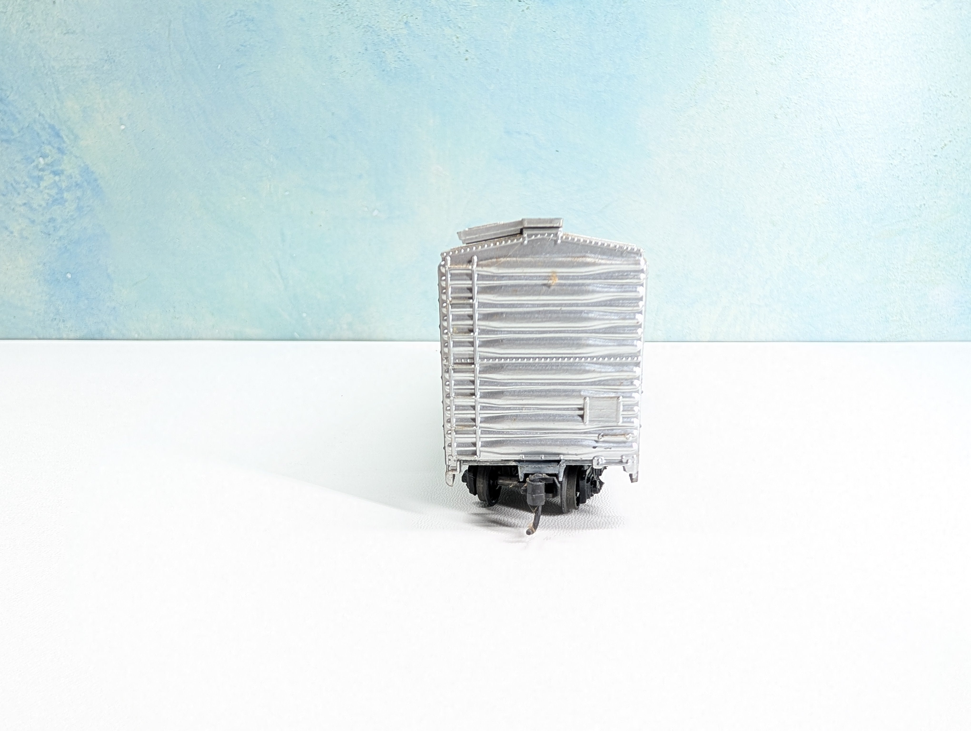 USED Roundhouse HO Scale 50' SD Box Car Seaboard Coast Line SCL #80200
