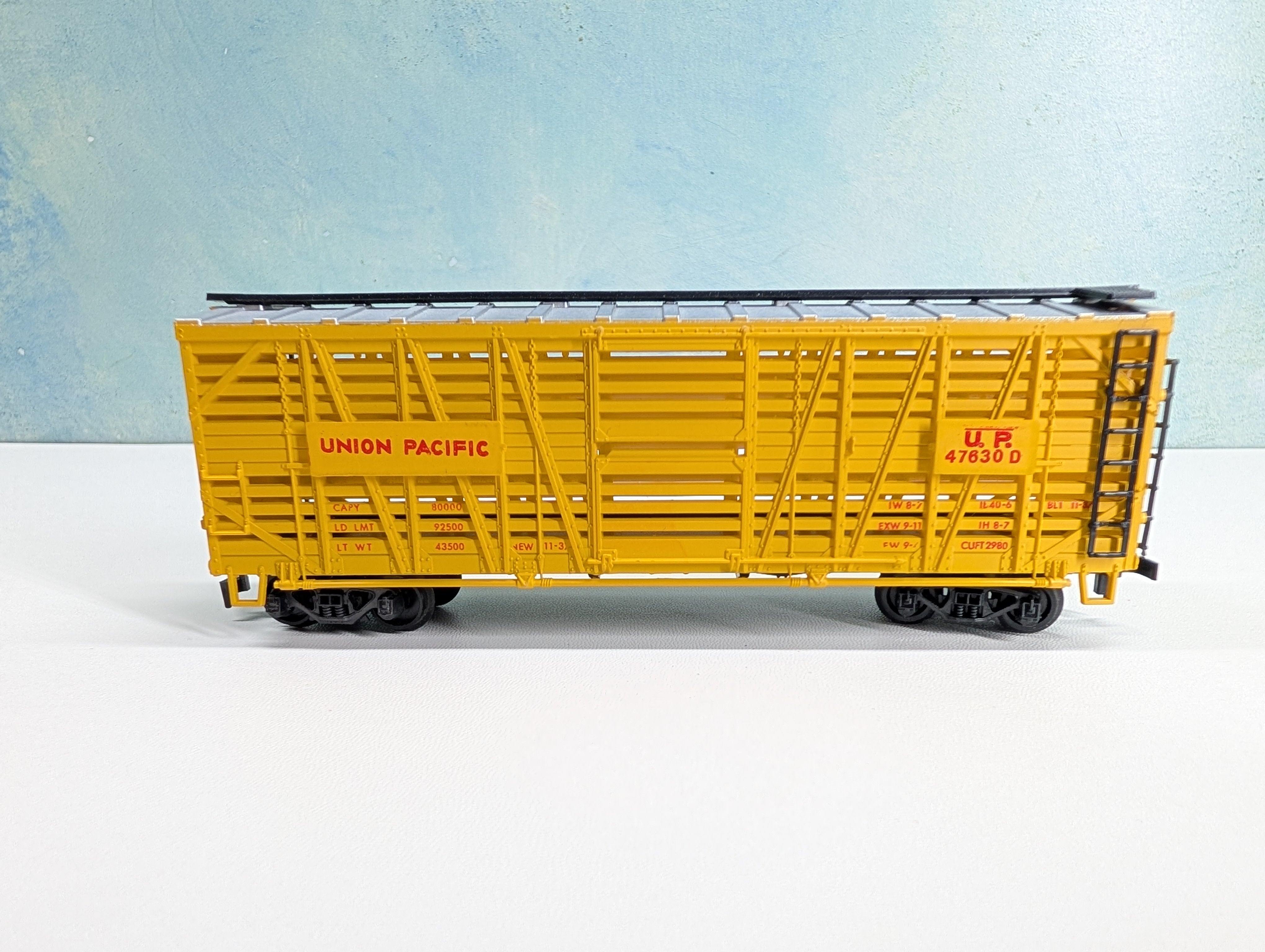 USED AHM HO Scale 40' Livestock Cattle Car Union Pacific UP #47630D