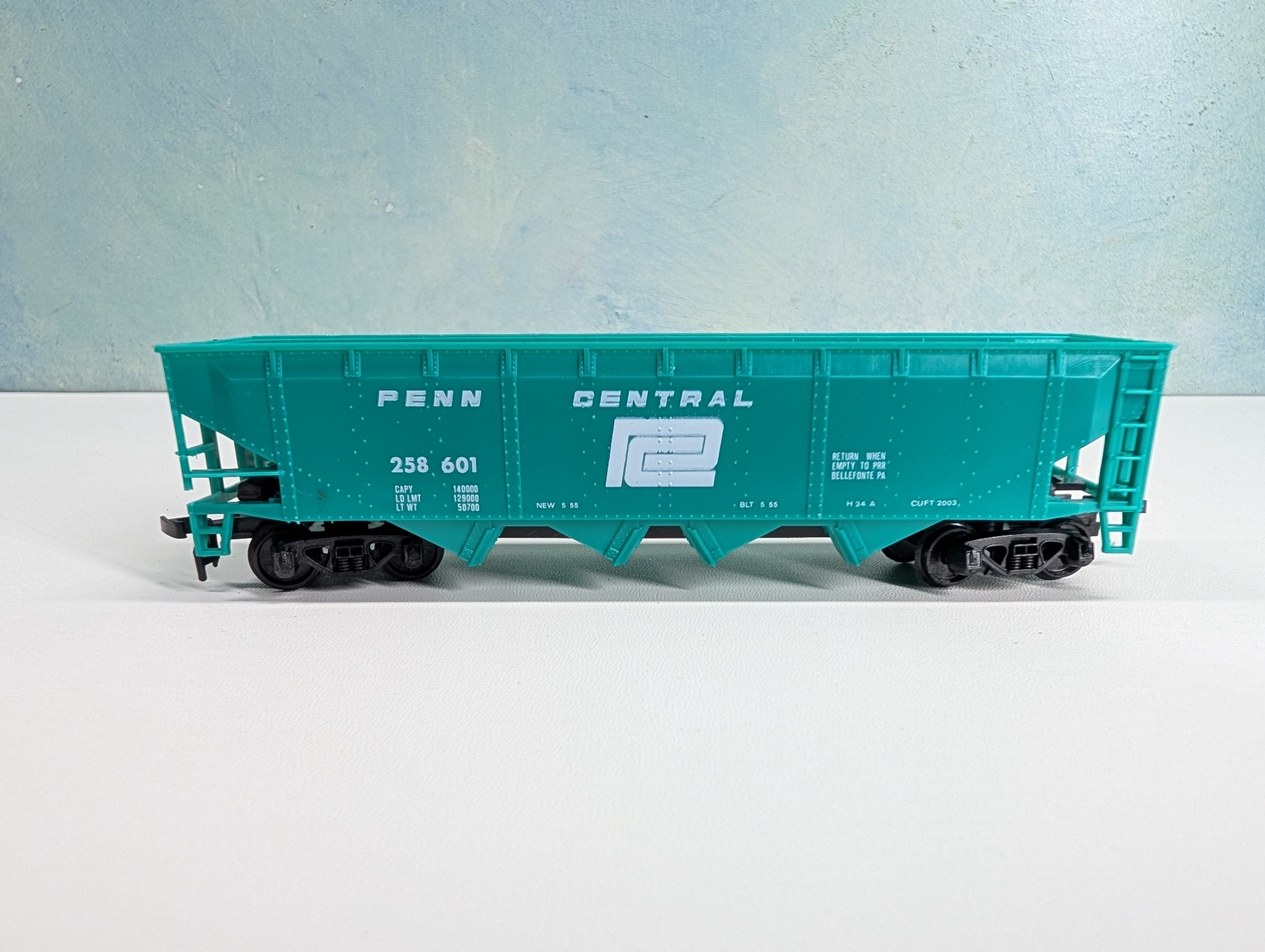 USED Model Power HO Scale Quad Hopper Penn Central PC #258601