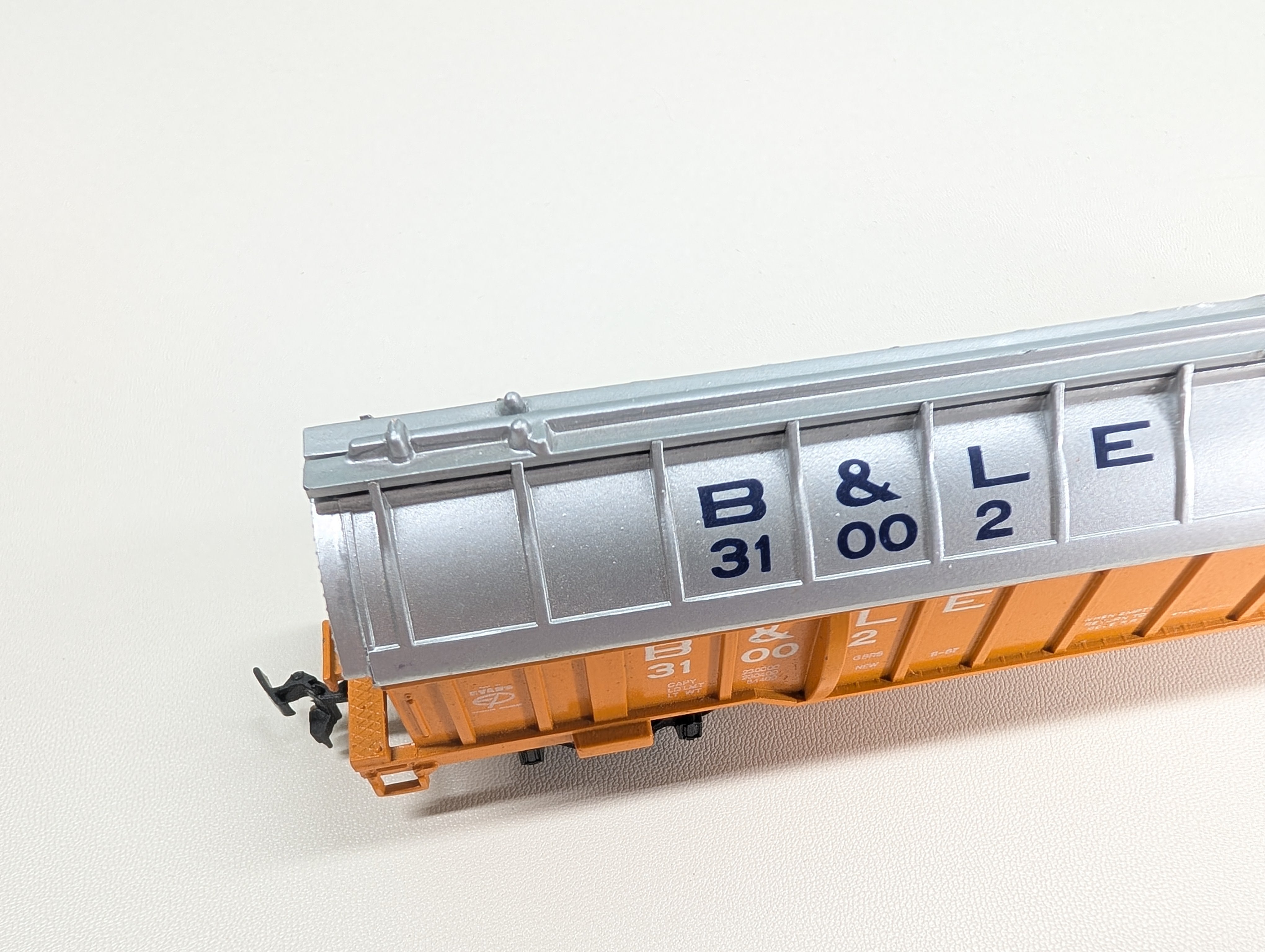 USED Bachmann HO Scale Coil Car Bessemer & Lake Erie B&LE #31002