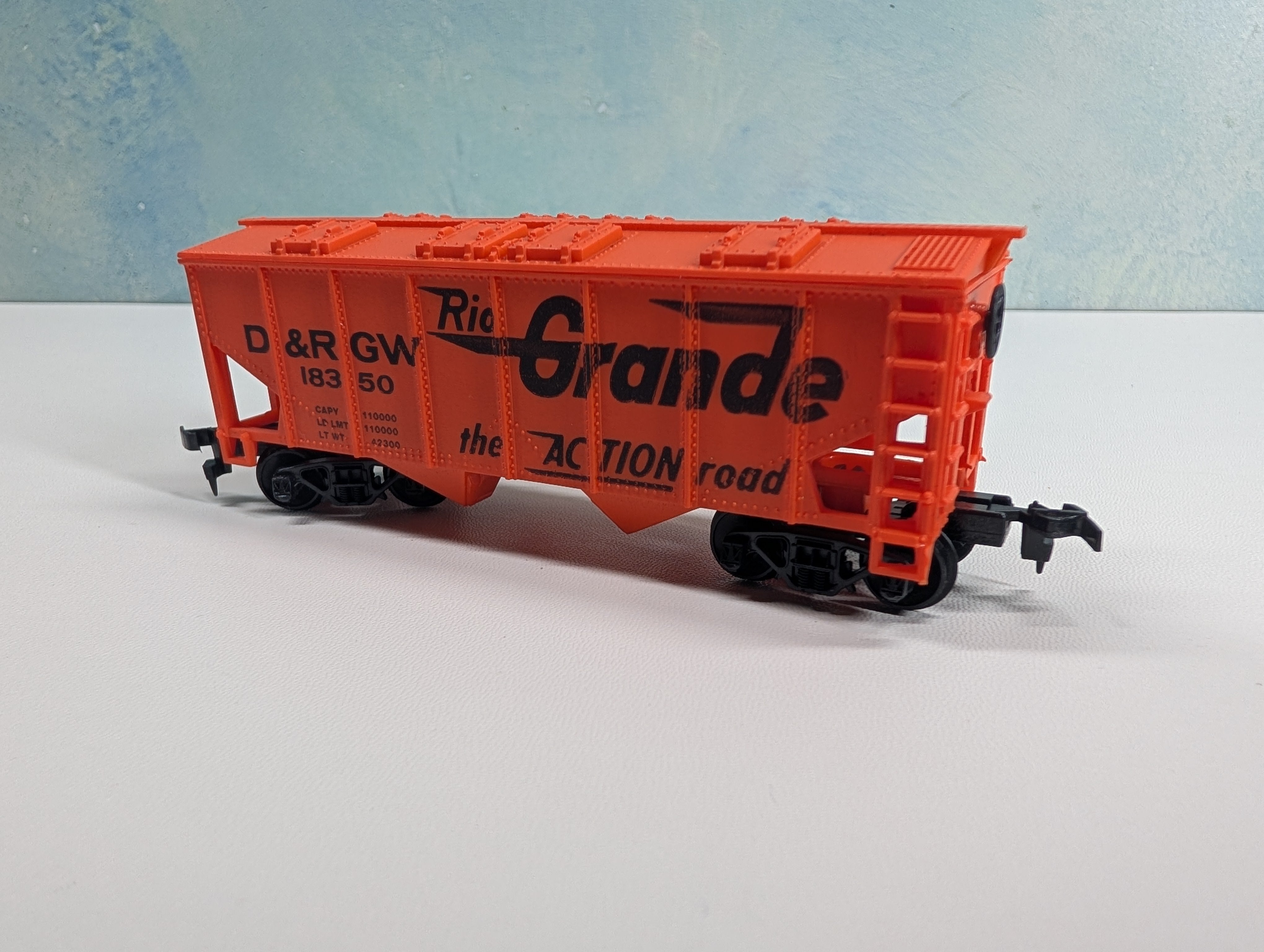 USED Life-Like HO Scale 2 Bay Covered Hopper Rio Grande D&RGW #18350