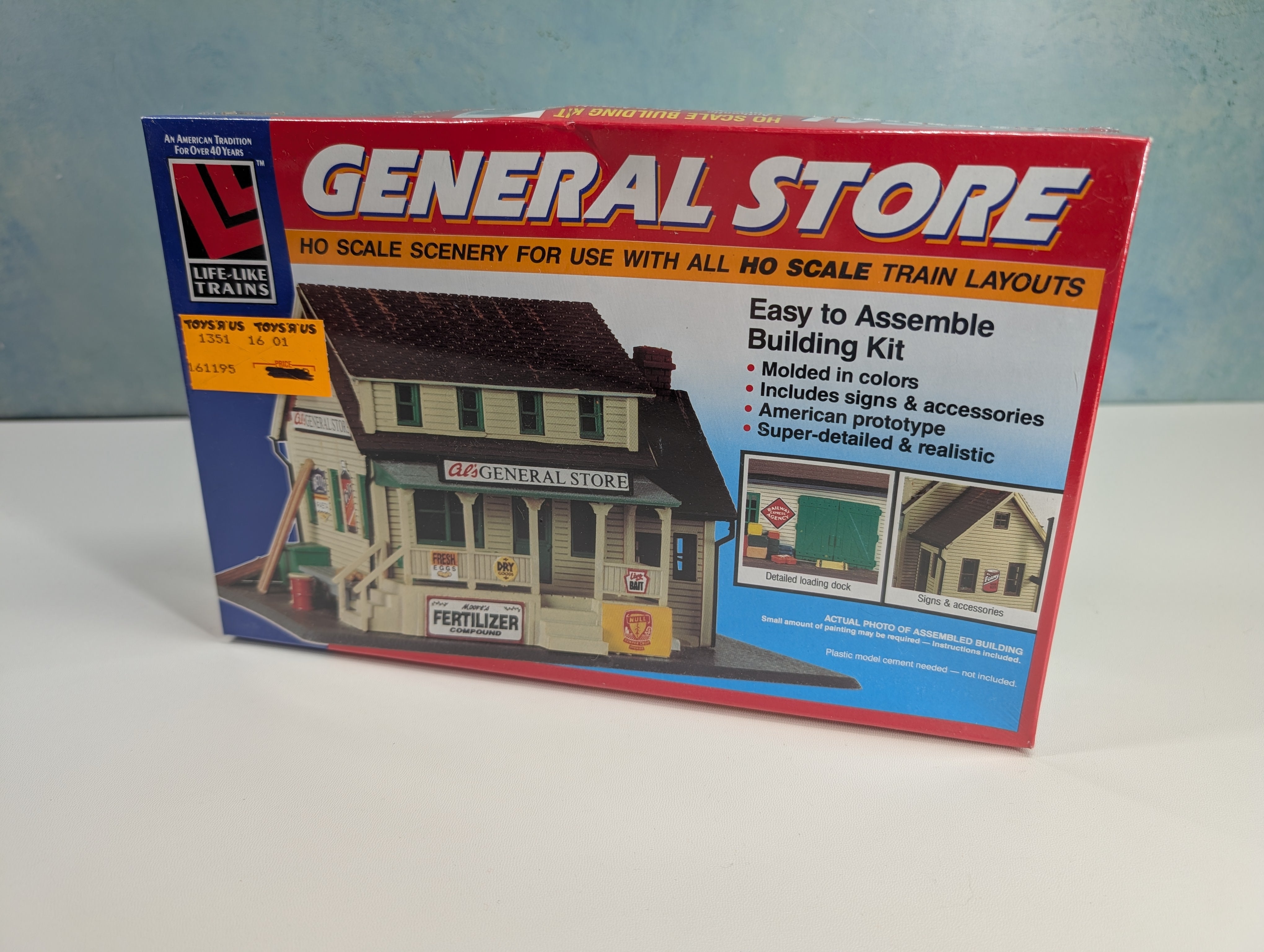Life-Like 1351 HO Scale General Store (sealed) KIT