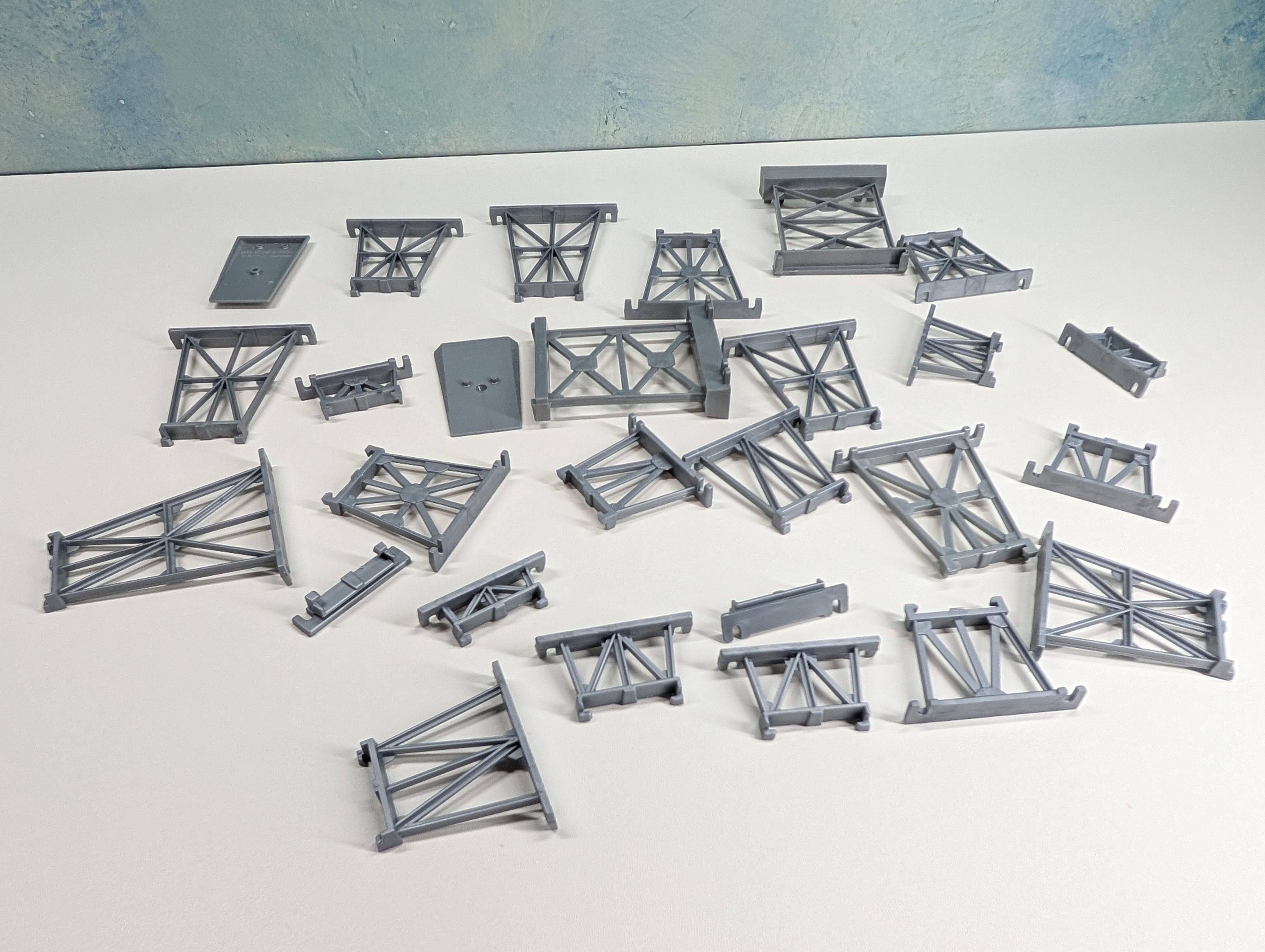 USED HO Scale Lot of Gray Trestles (20+ pcs)