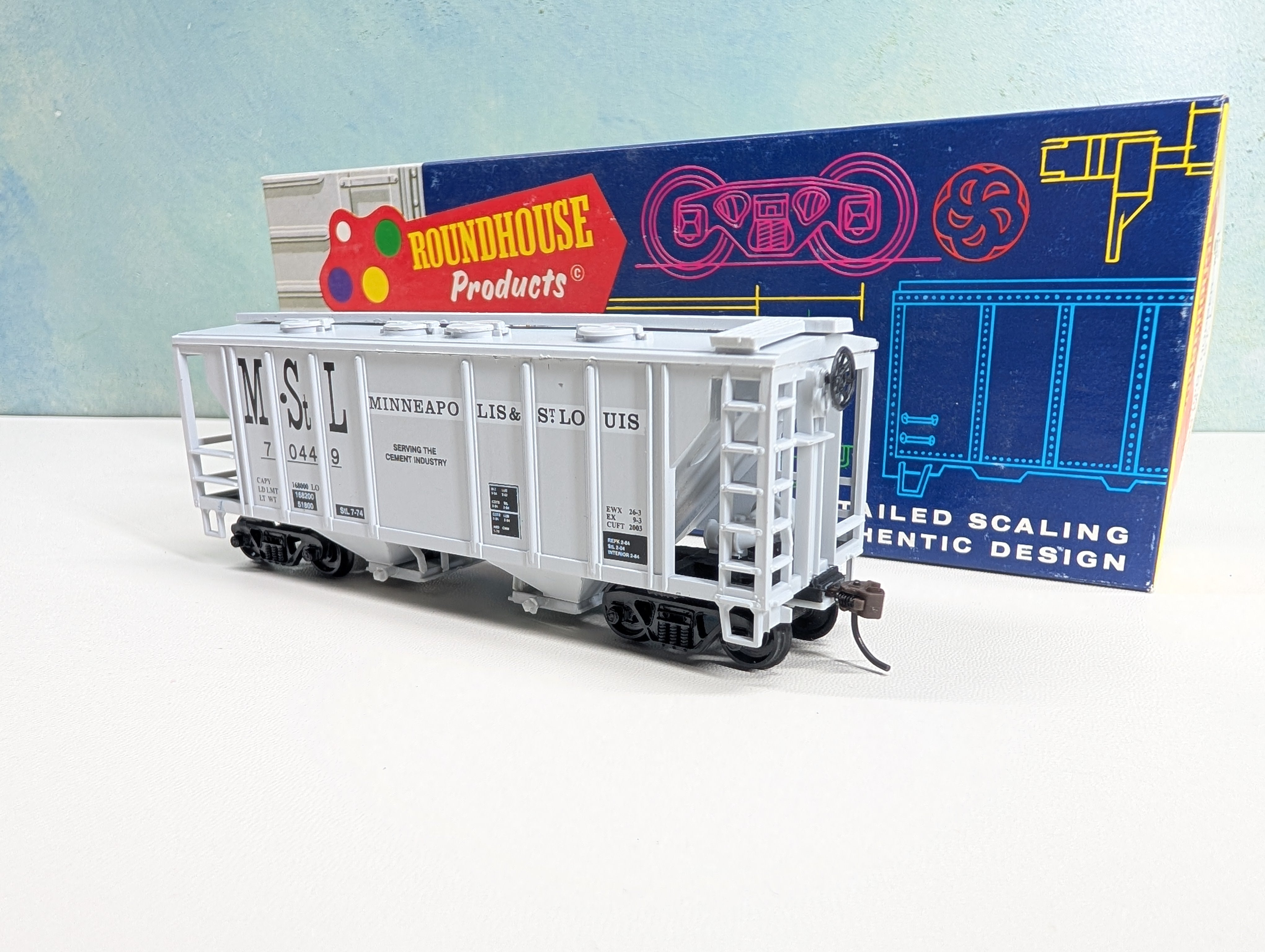 USED Roundhouse HO Scale Covered Hopper Minneapolis & St Louis MStL #70449