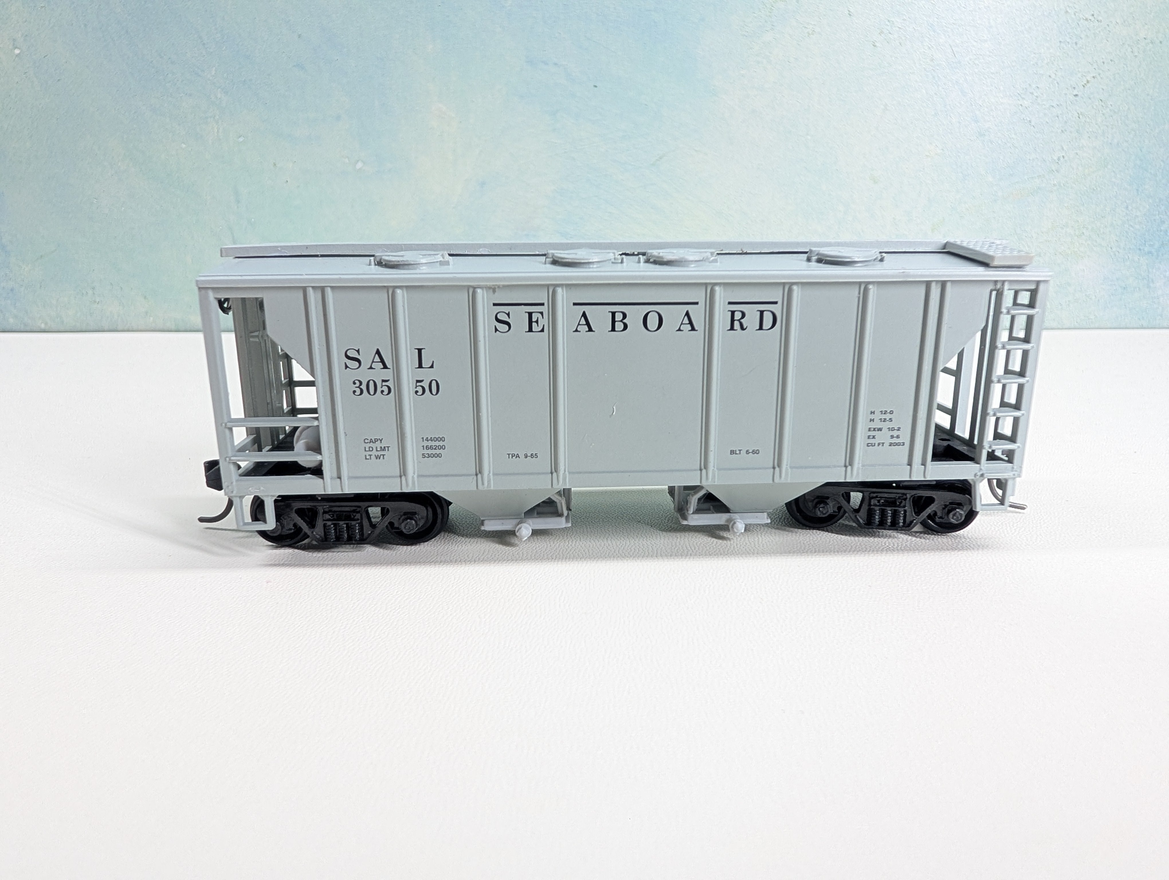 USED Roundhouse HO Scale Covered Hopper Seaboard SAL #30550