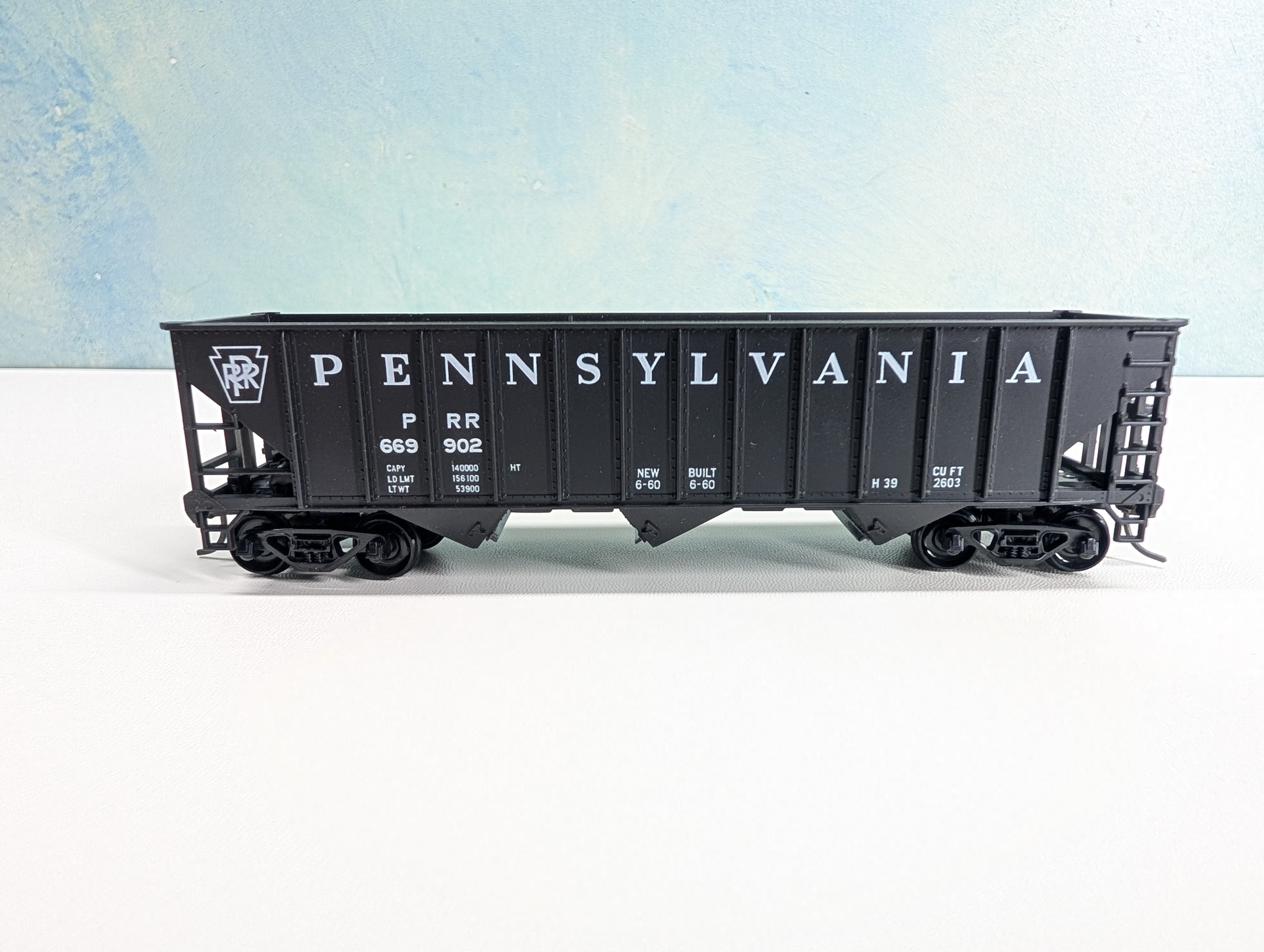 USED Stewart Hobbies HO Scale 70 Ton 12 Panel Tripple Hopper Pennsylvania PRR #669902