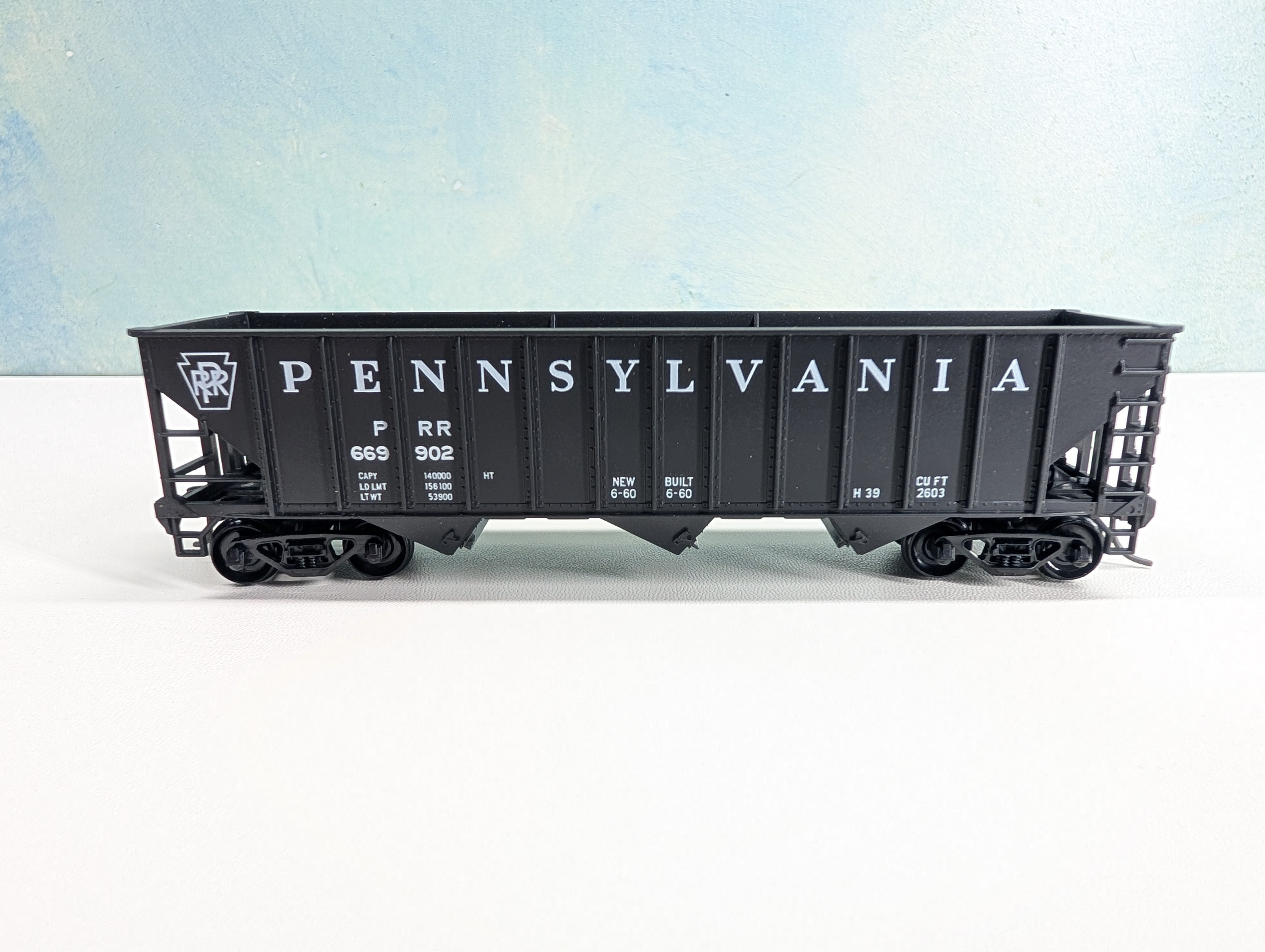 USED Stewart Hobbies HO Scale 70 Ton 12 Panel Tripple Hopper Pennsylvania PRR #669902