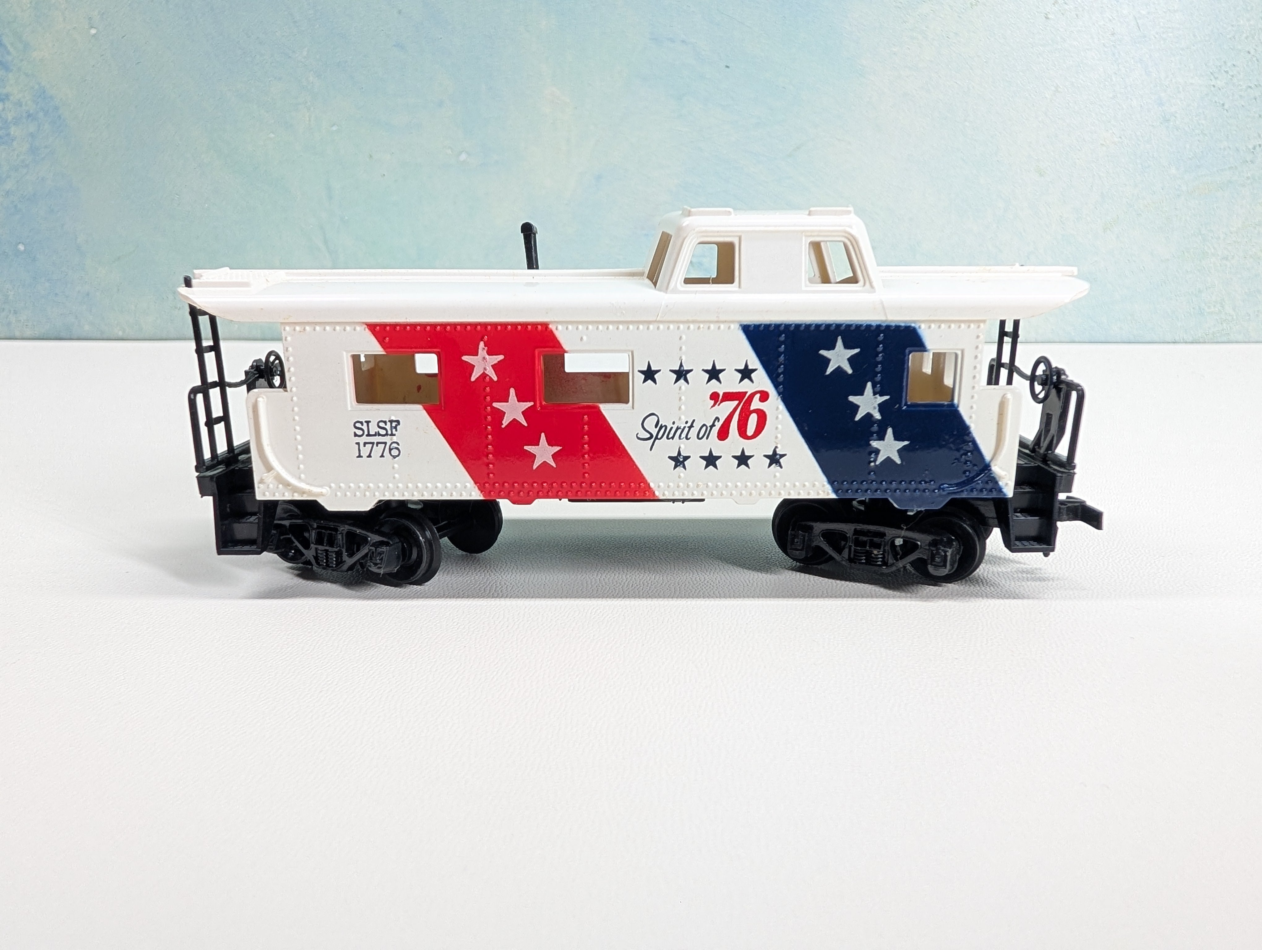 USED Tyco HO Scale Spirit of '76 Caboose