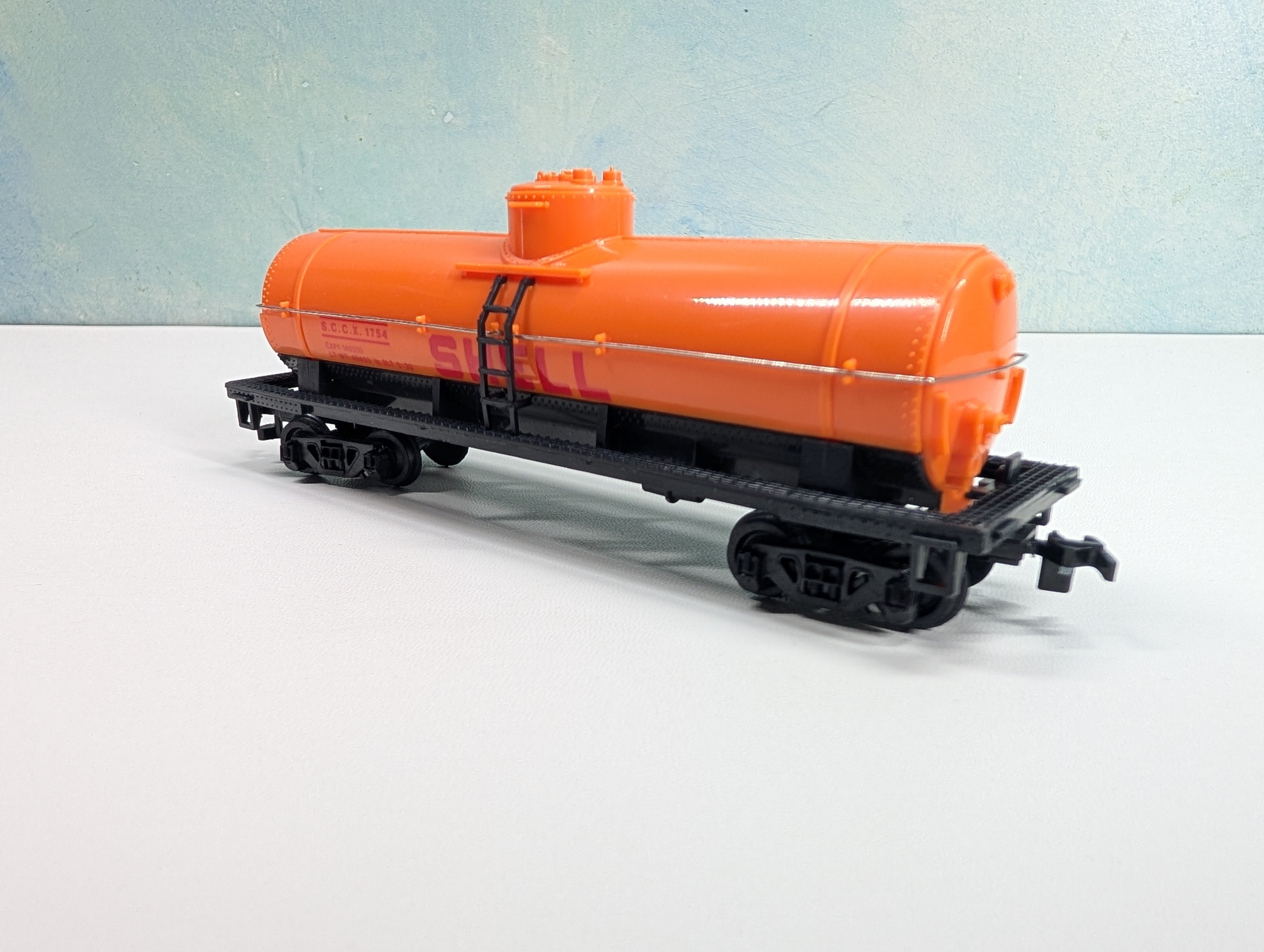 USED Bachmann HO Scale Single Dome Tank Car Shell SCCX #1754