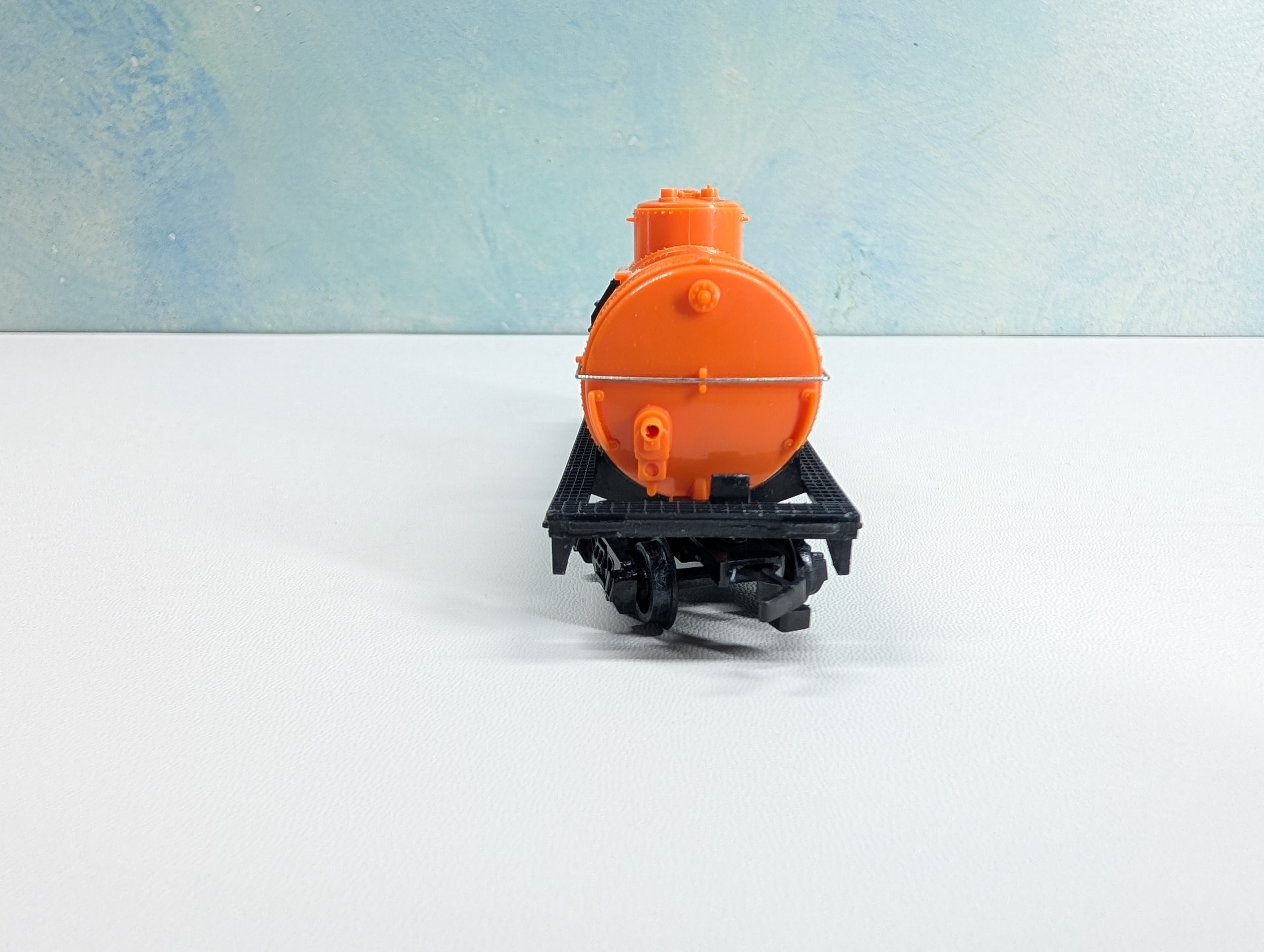 USED Bachmann HO Scale Single Dome Tank Car Shell SCCX #1754