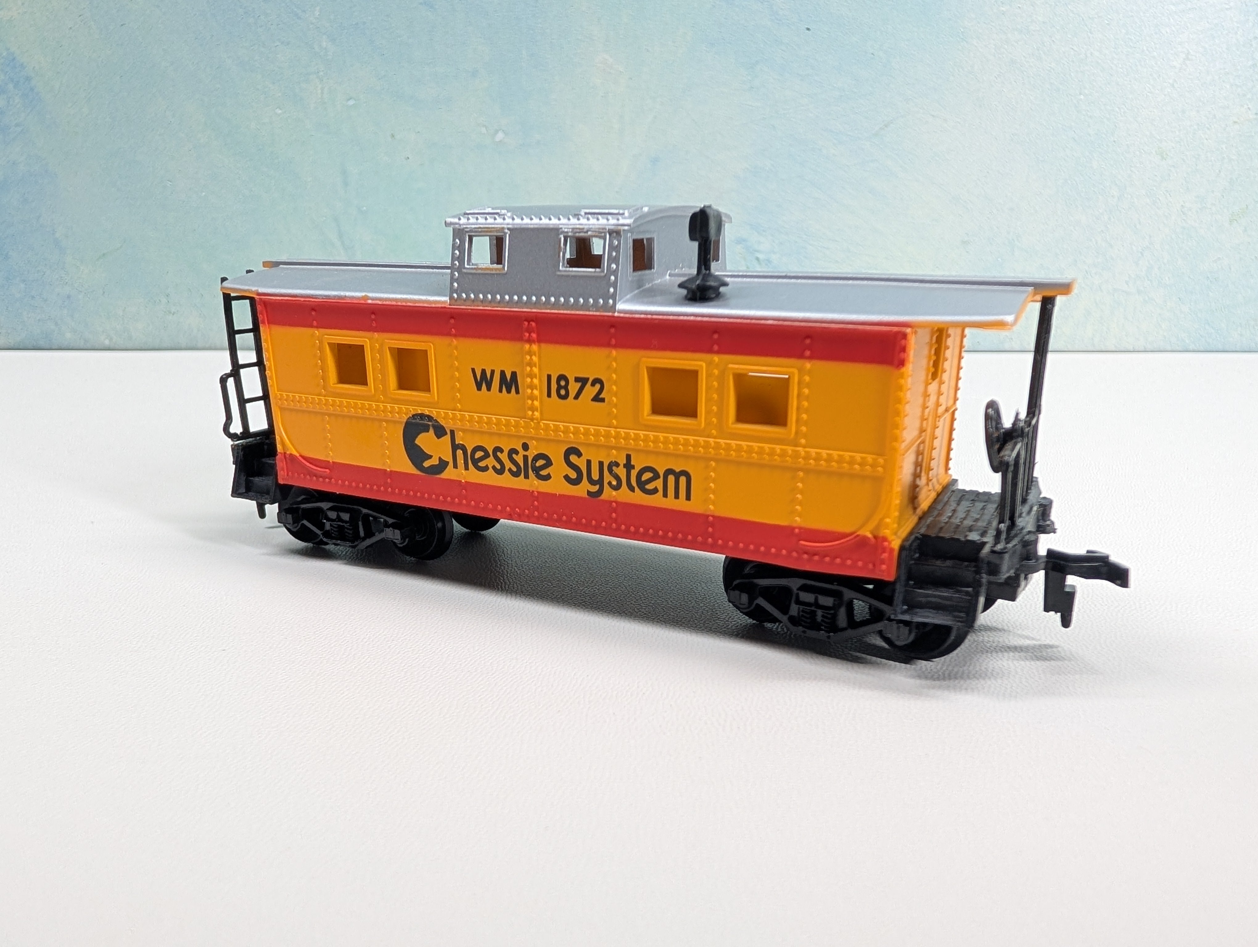 USED Life-Like HO Scale Caboose Chessie System WM #1872