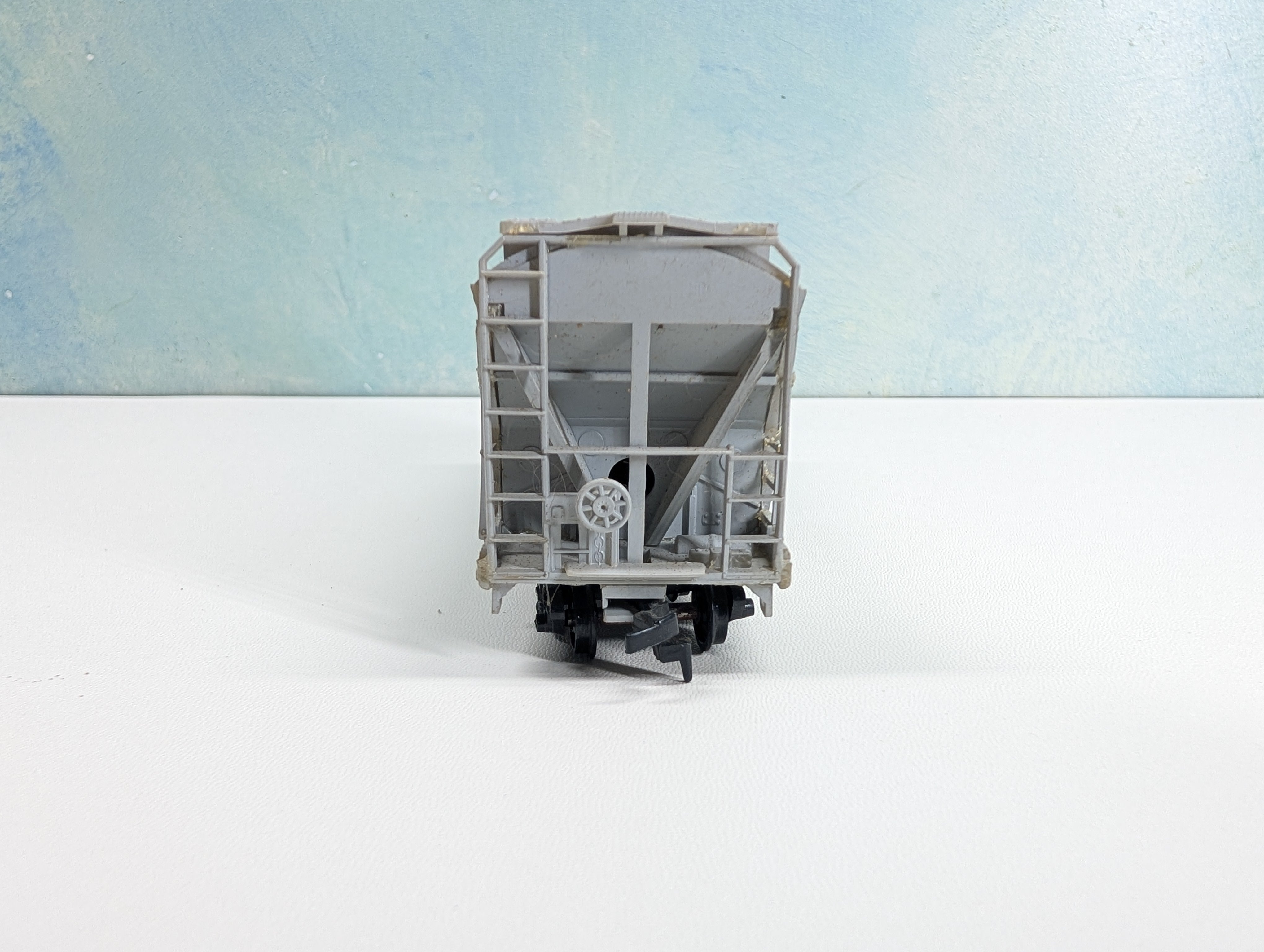 USED HO Scale ACF Centerflow Covered Hopper Southern #93647