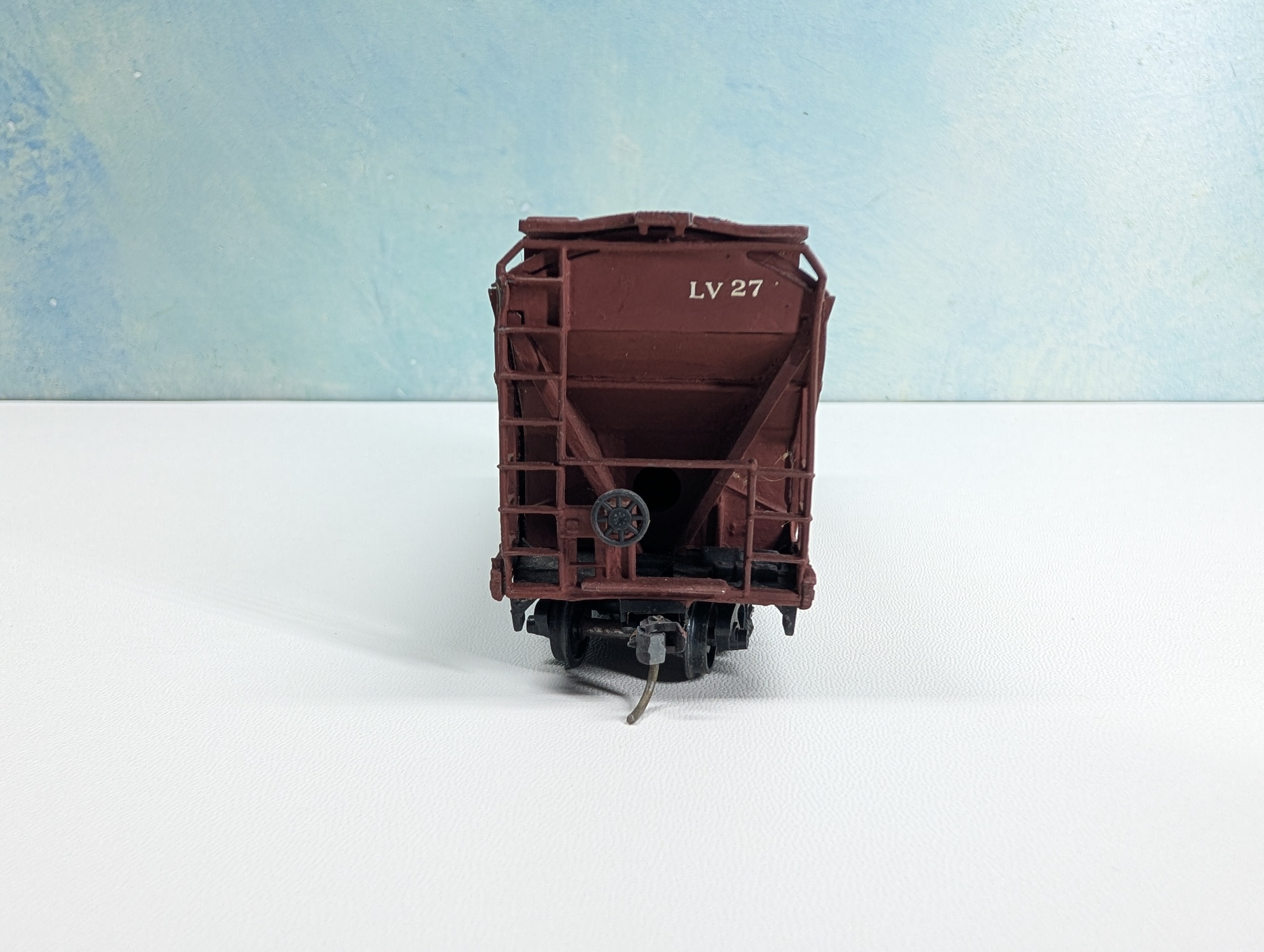 USED HO Scale ACF Centerflow Covered Hopper Lakeview #27 Custom