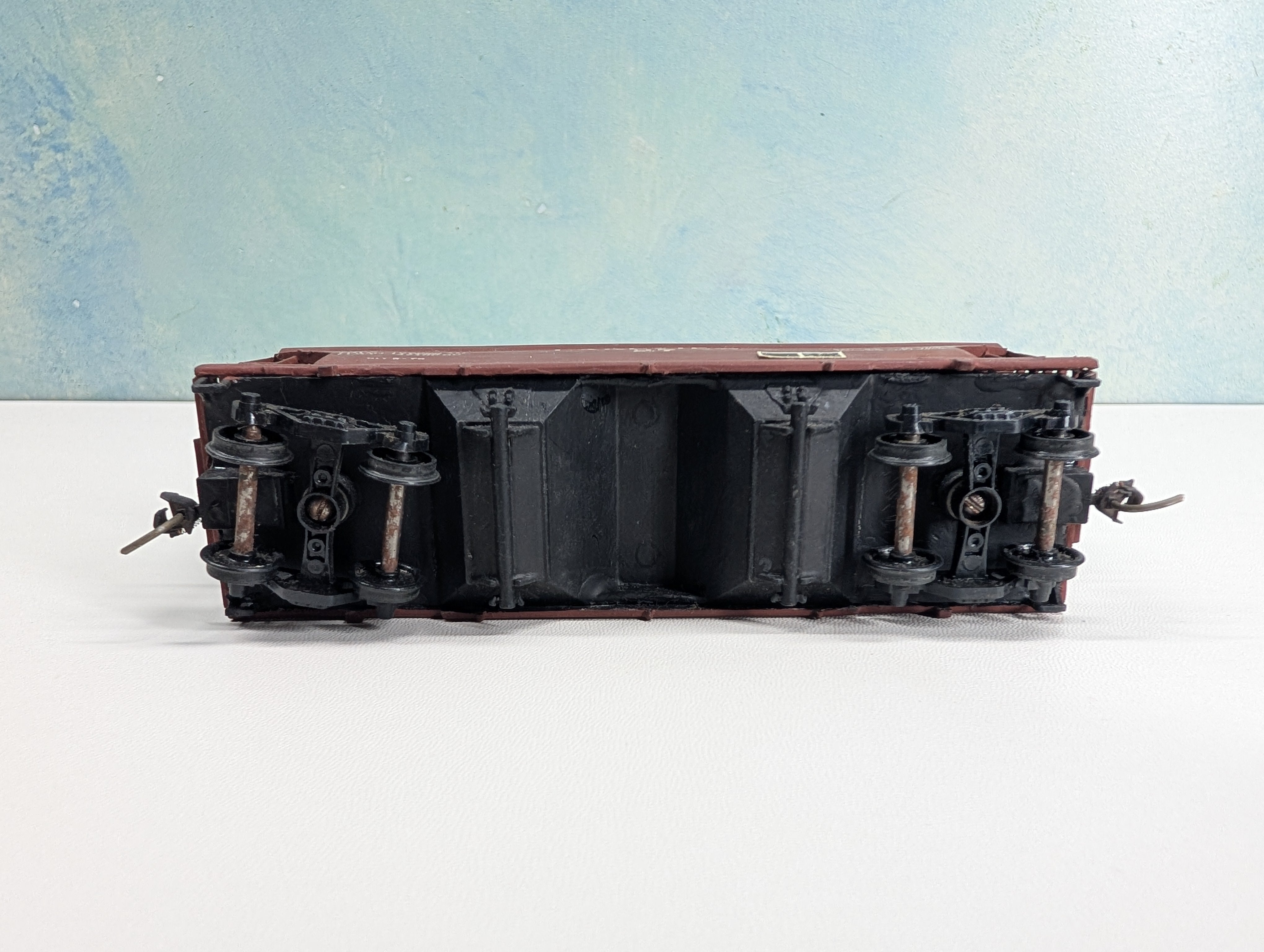 USED HO Scale ACF Centerflow Covered Hopper Lakeview #27 Custom