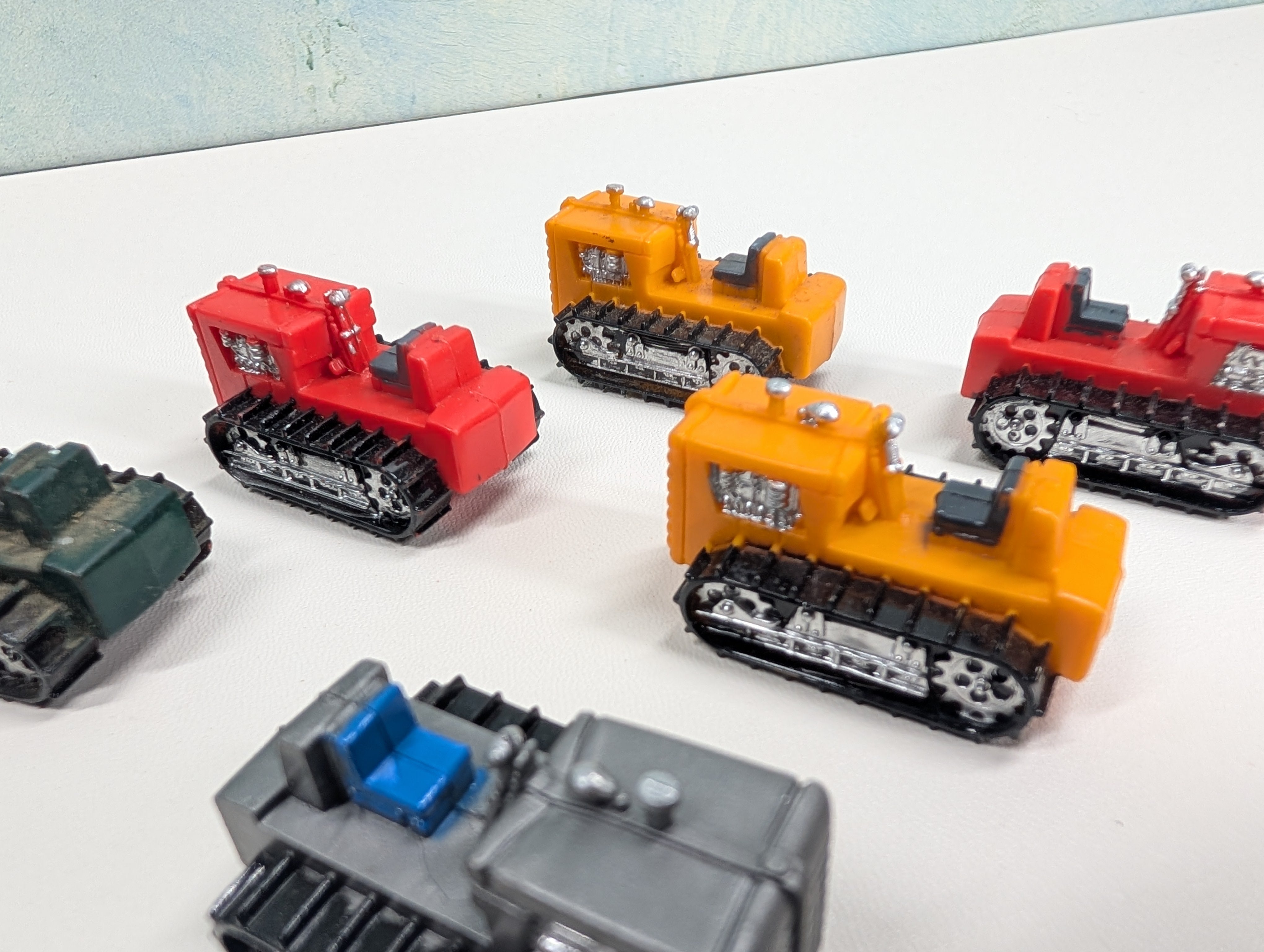 USED Tyco HO Scale Lot of Tractor Loads (6 pcs)