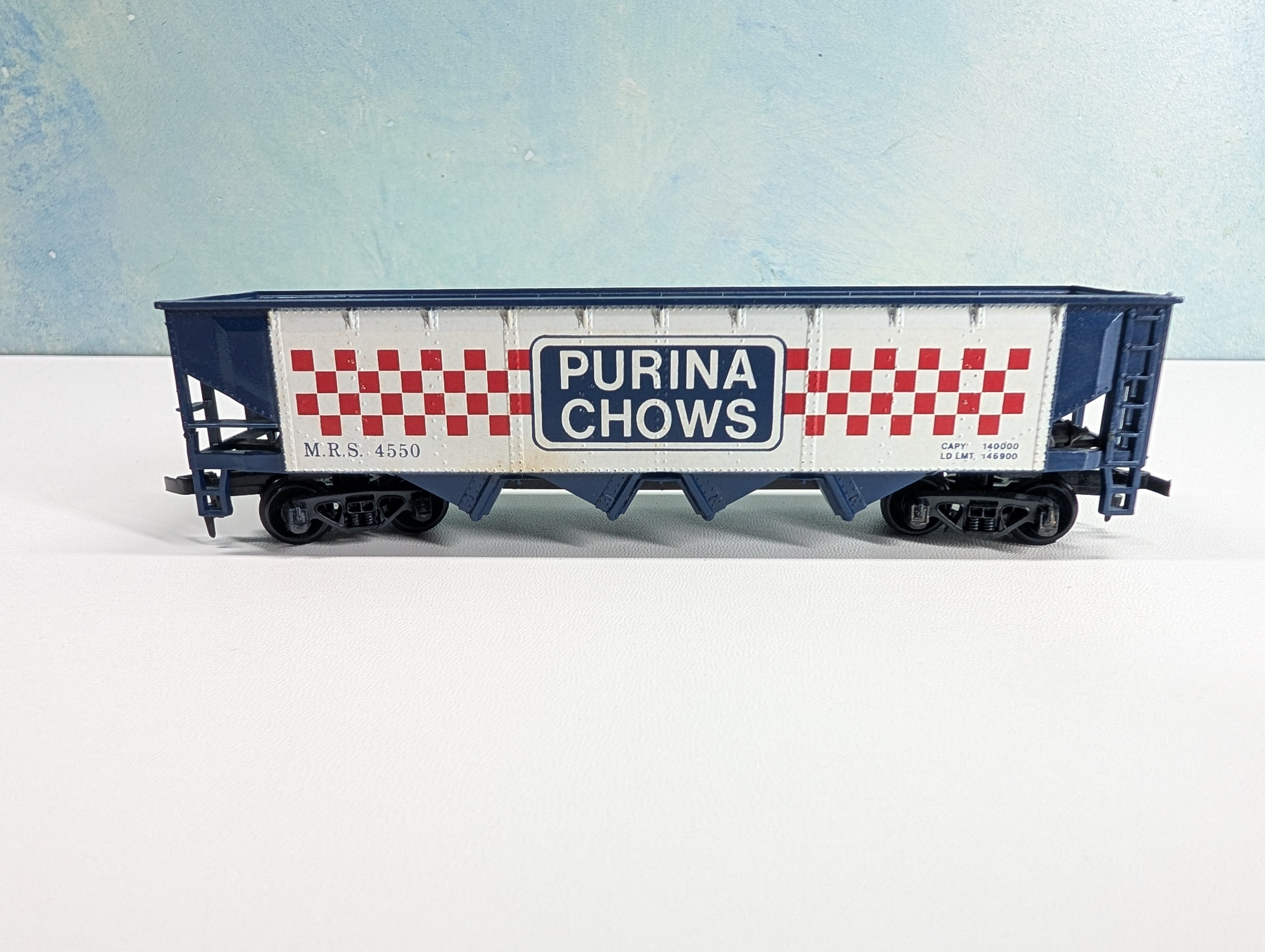 USED Tyco HO Scale Billboard Hopper Purina Chows MRS #4550