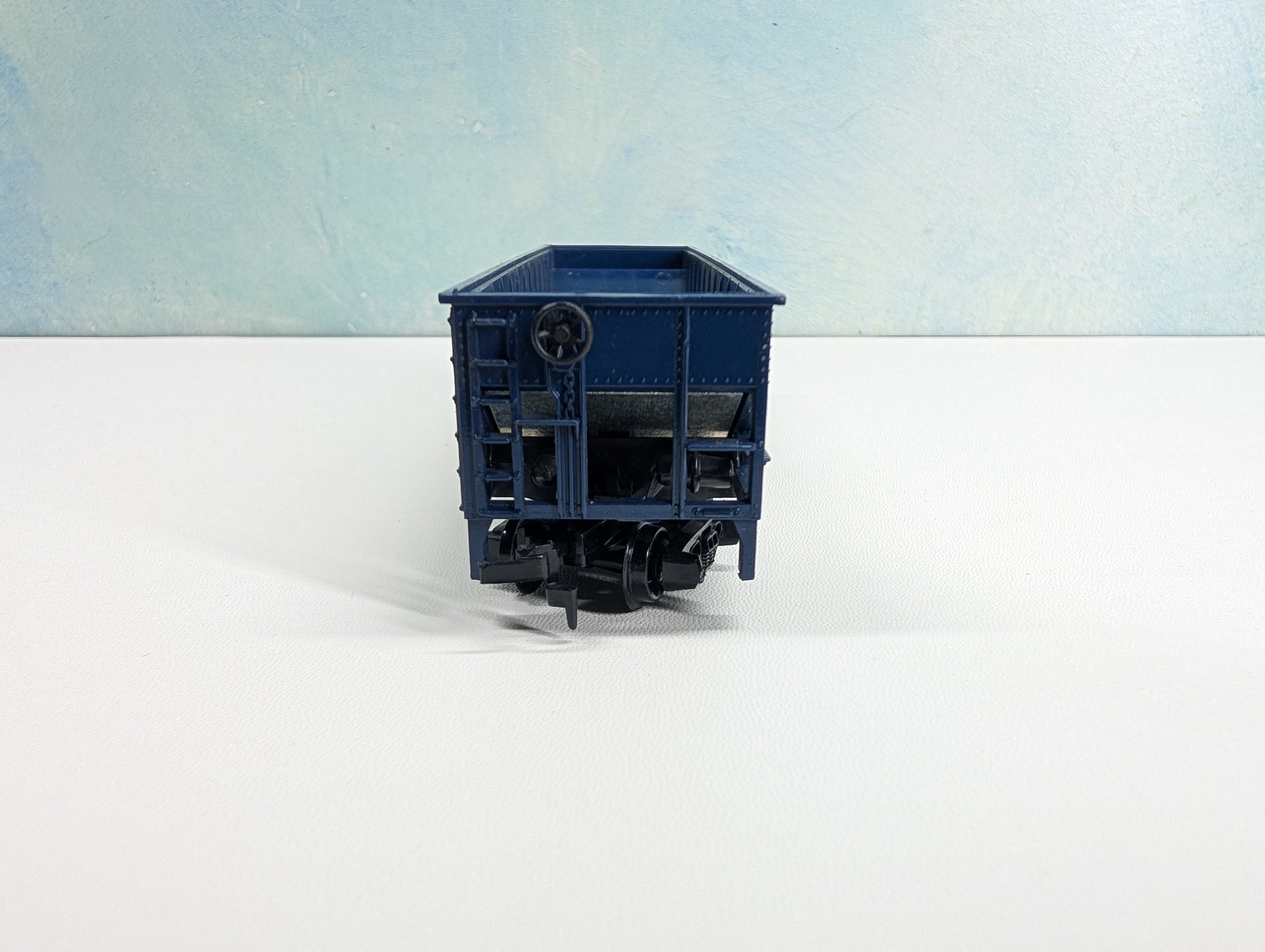 USED Tyco HO Scale Billboard Hopper Purina Chows MRS #4550