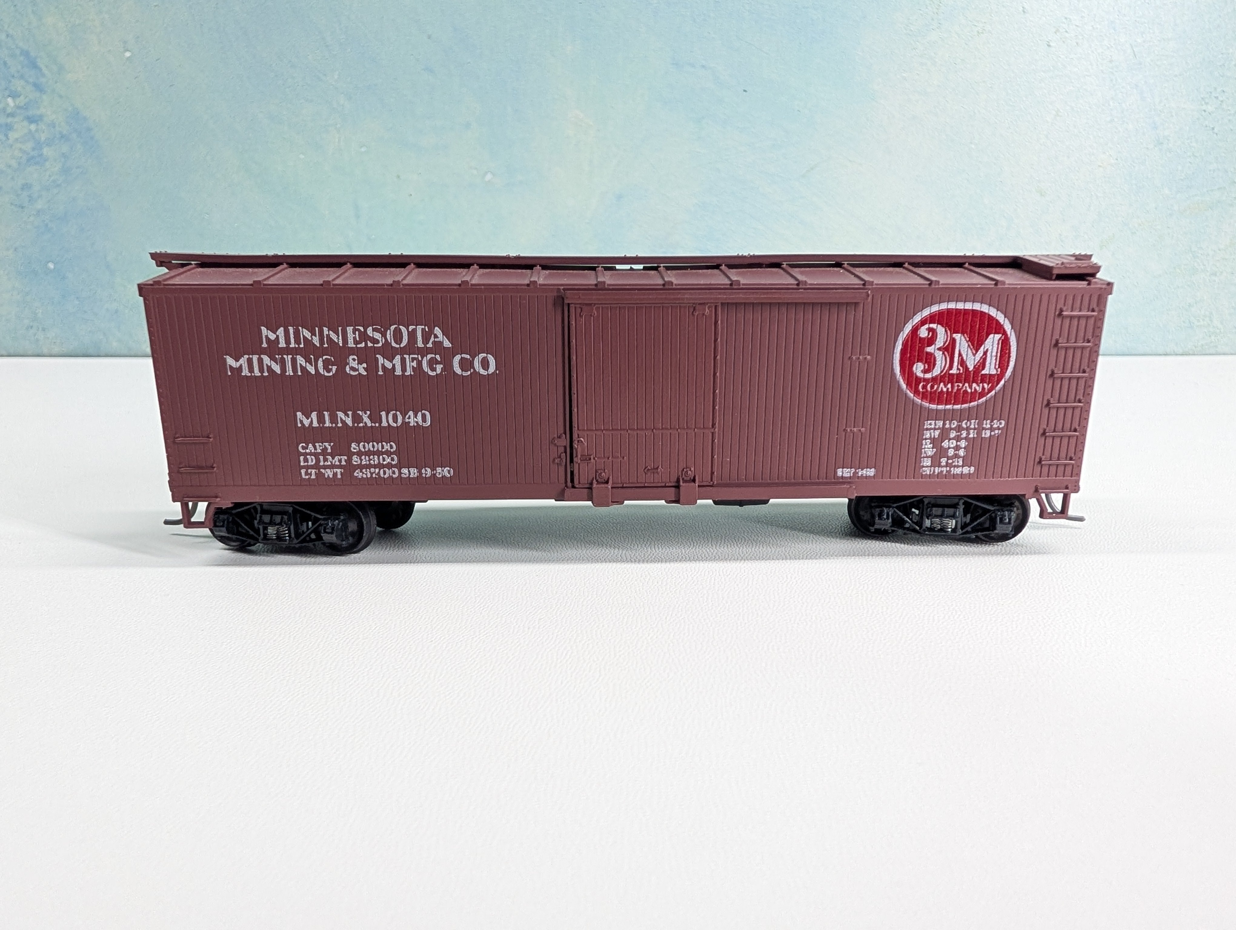 USED TRAIN MINIATURE 8054 HO Scale 40' Wood Box Car Minnesota Mining & MFG MINX #1040 Metal Wheels