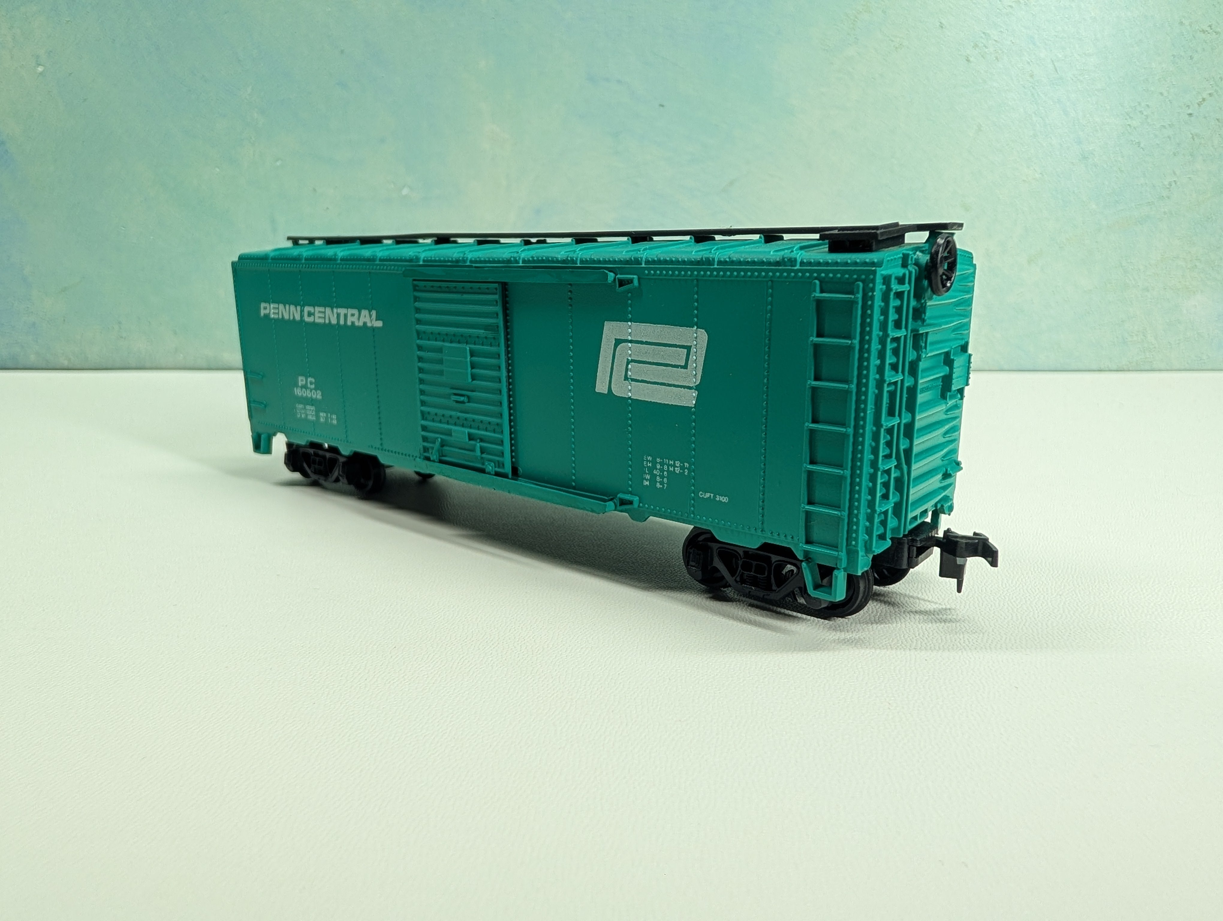 USED Bachmann HO Scale 40' Box Car Penn Central PC #160502