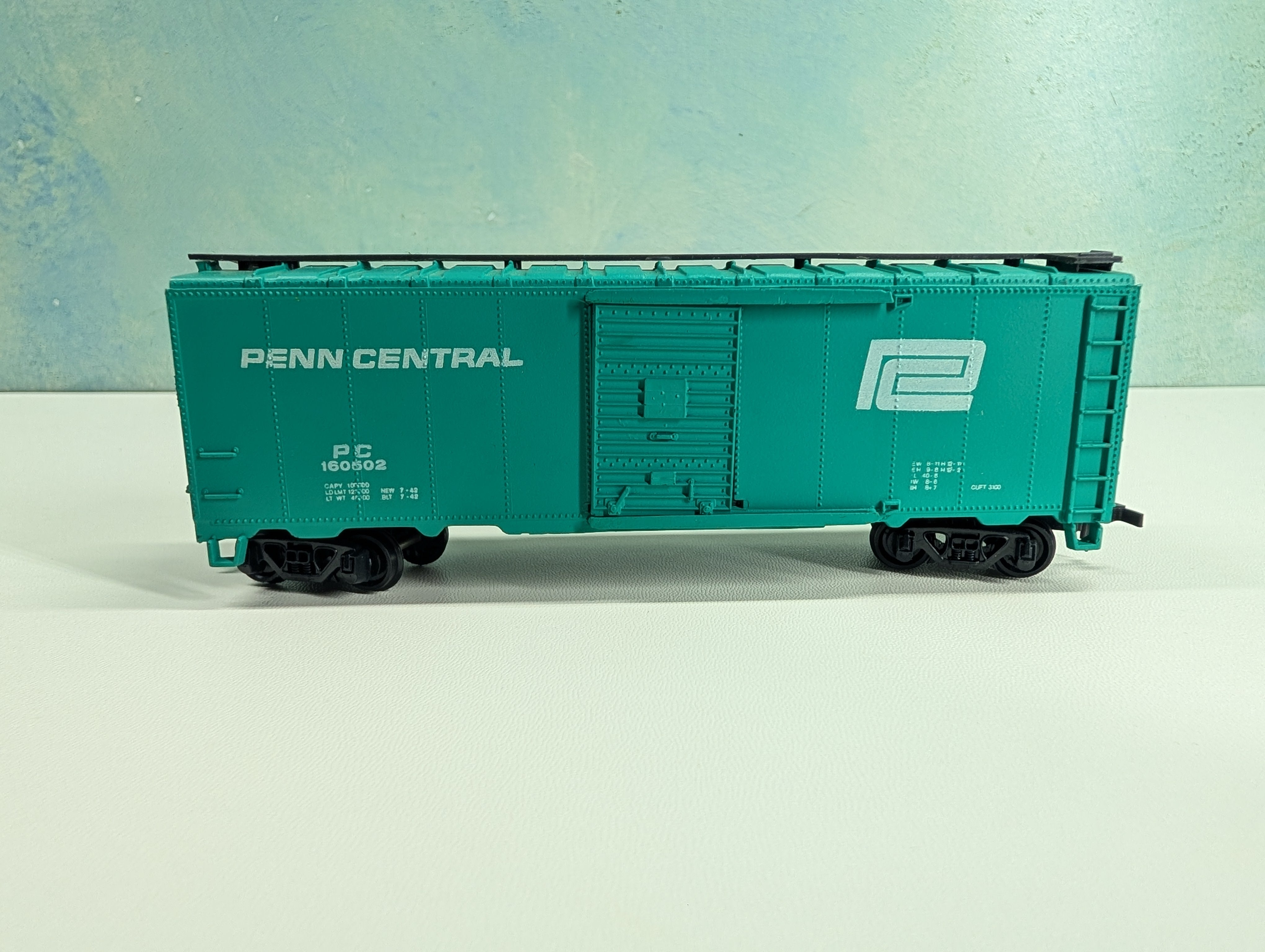 USED Bachmann HO Scale 40' Box Car Penn Central PC #160502