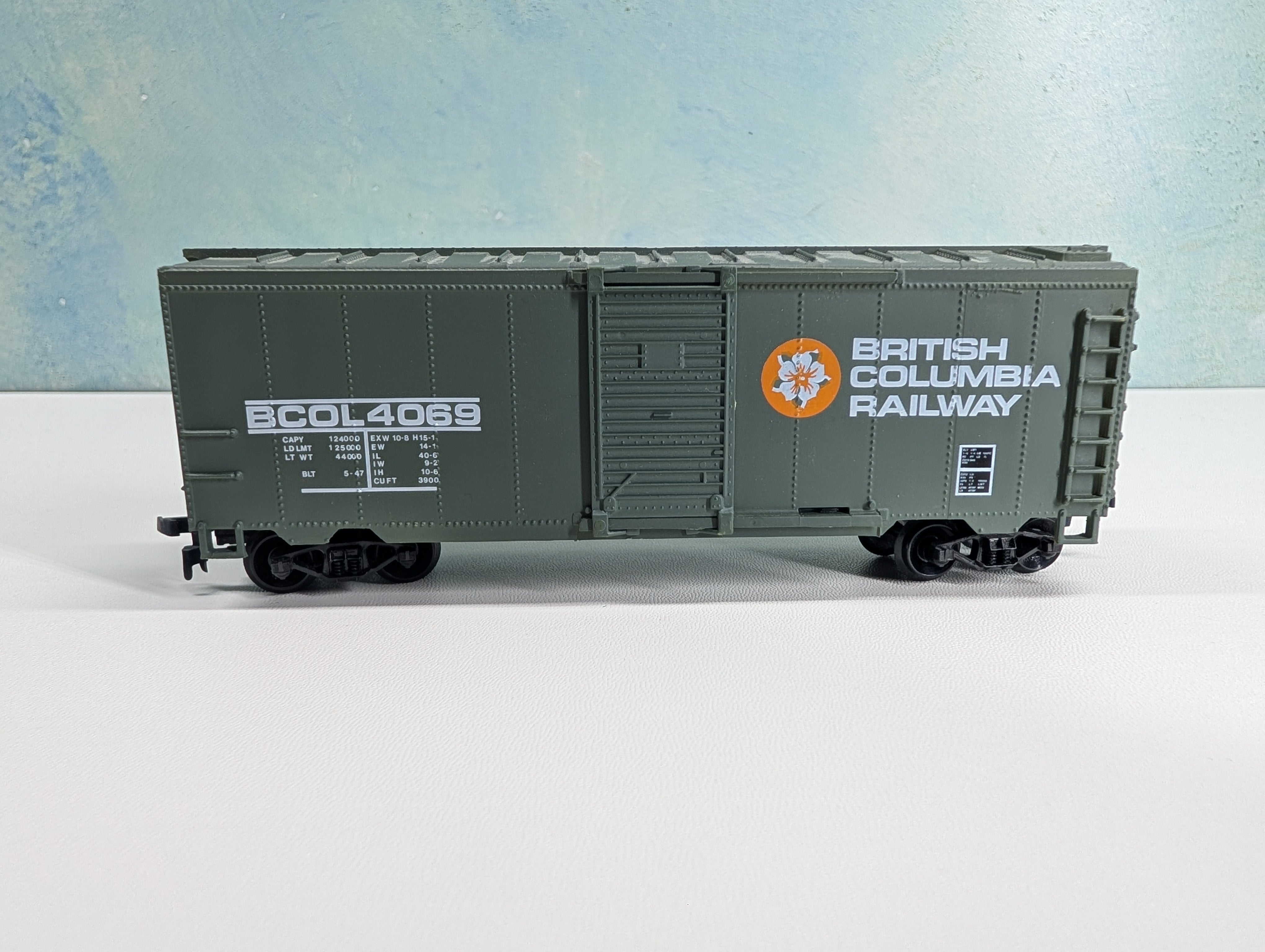 USED Life-Like HO Scale 40' Box Car British Columbia Railway BCOL #4069