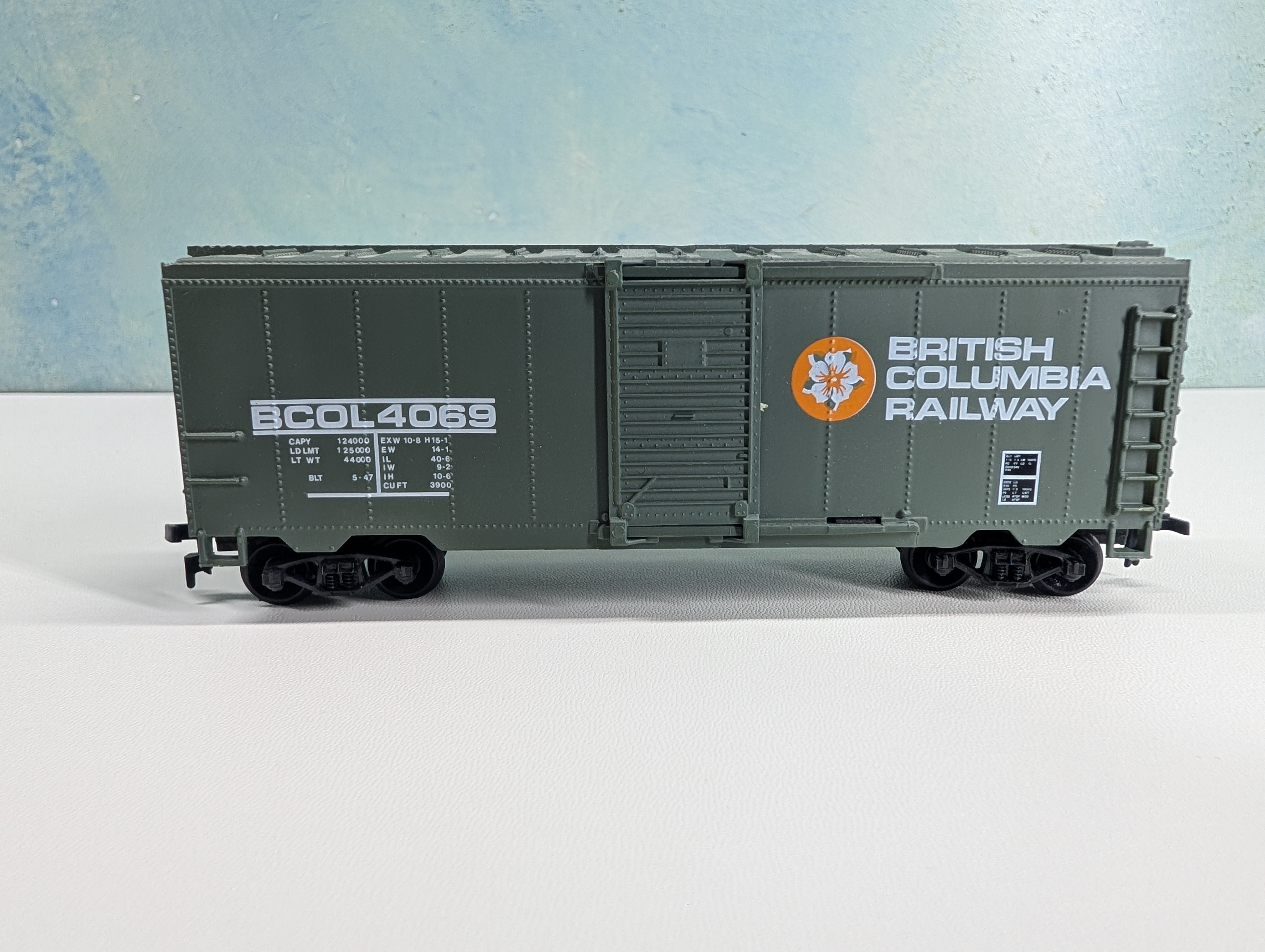 USED Life-Like HO Scale 40' Box Car British Columbia Railway BCOL #4069