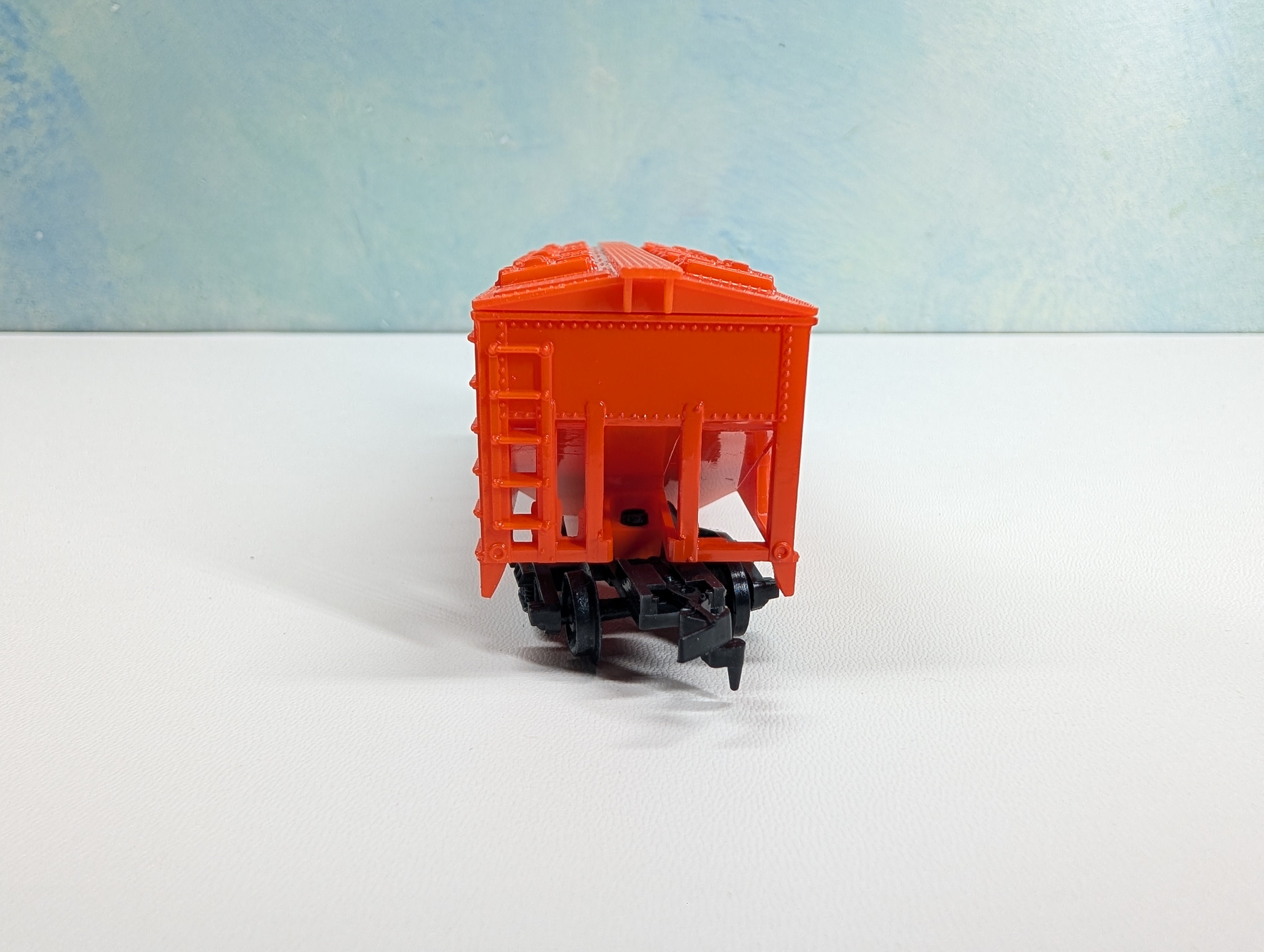 USED HO Scale 2 Bay Covered Hopper Rio Grande D&RGW #18350