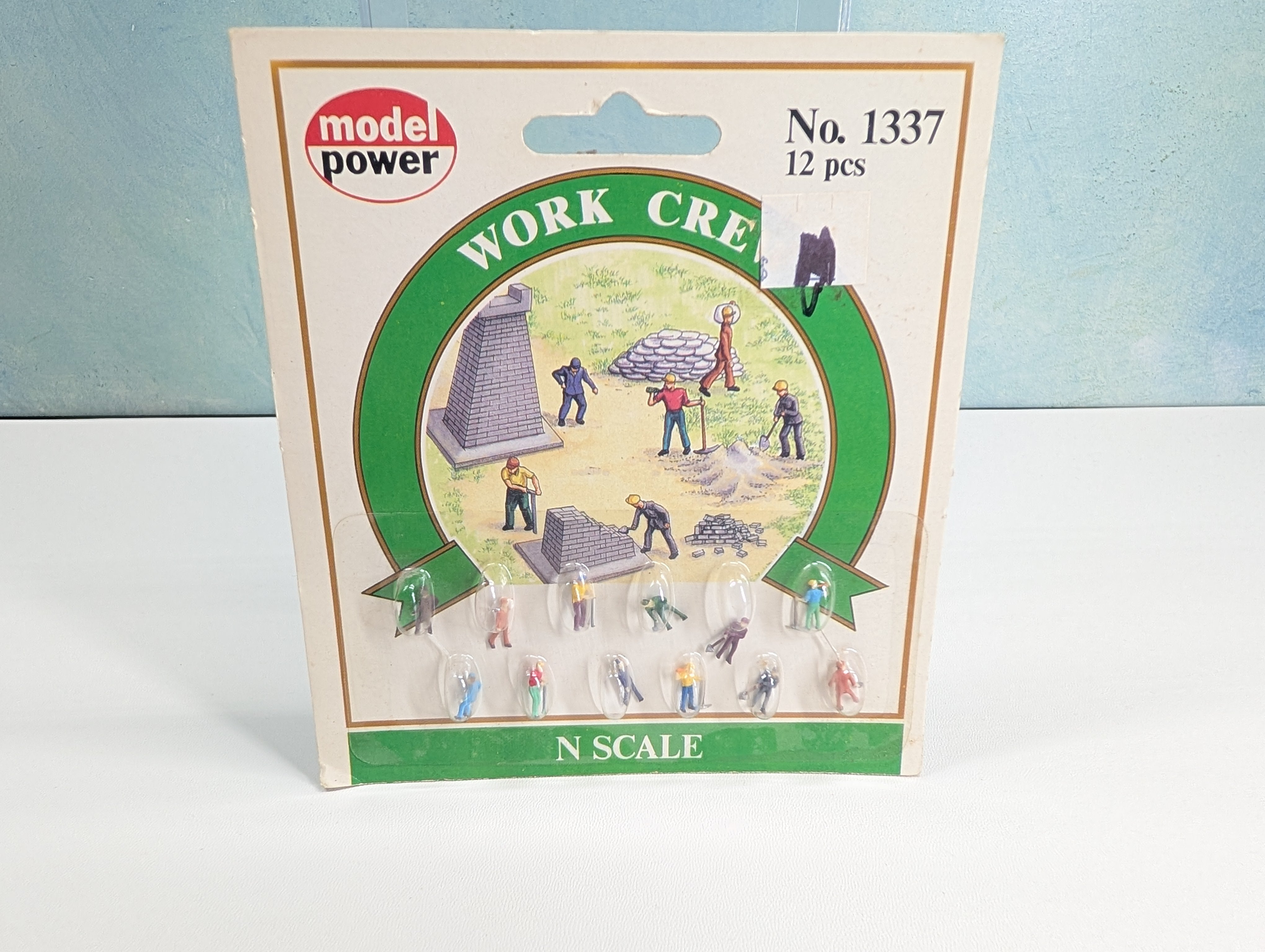 Model Power 1337 N Scale Work Crew (12 pcs)