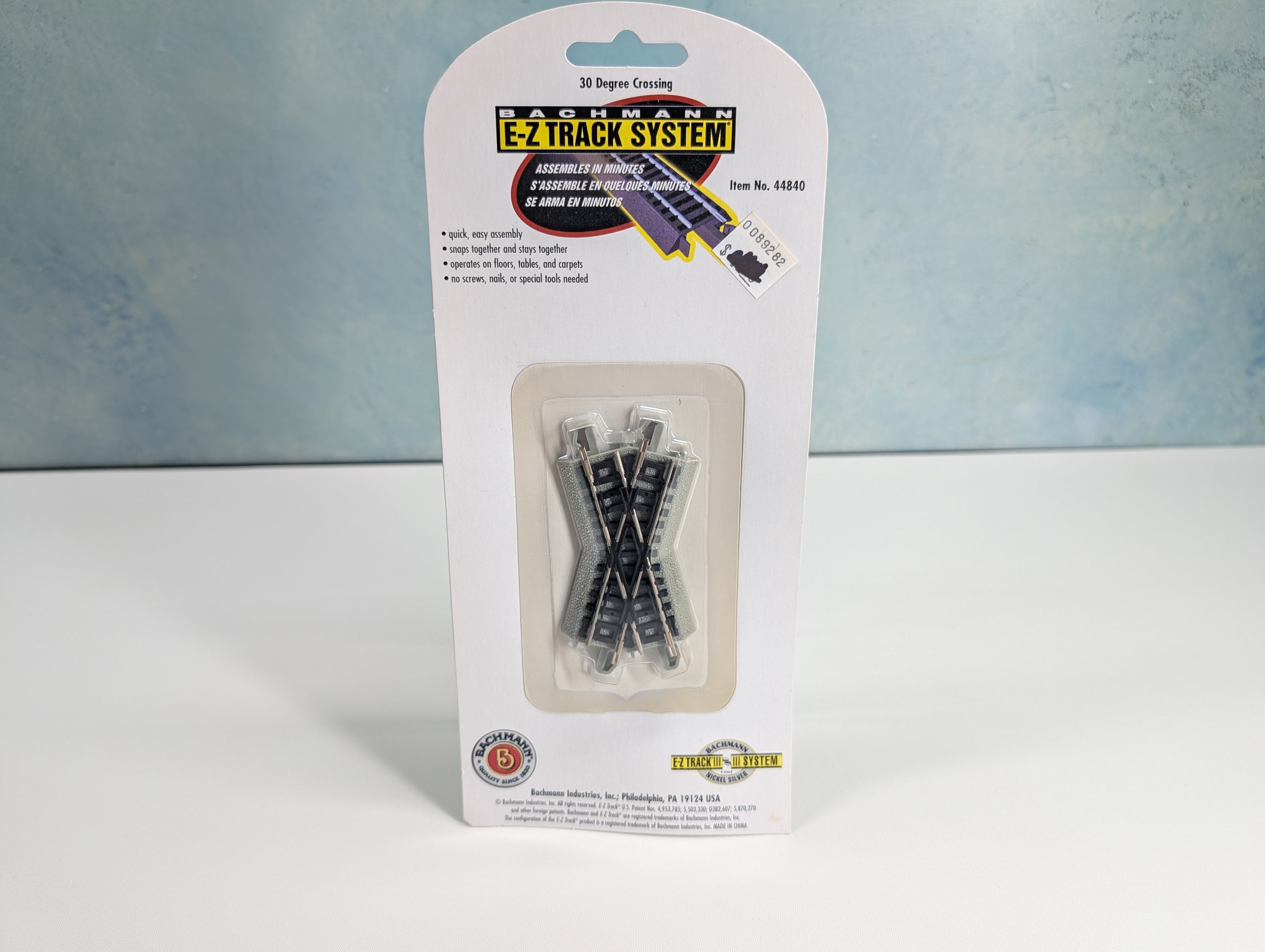 Bachmann 44840 N Scale 30 Degree Crossing E-Z Track Nickel Silver (1 pc)