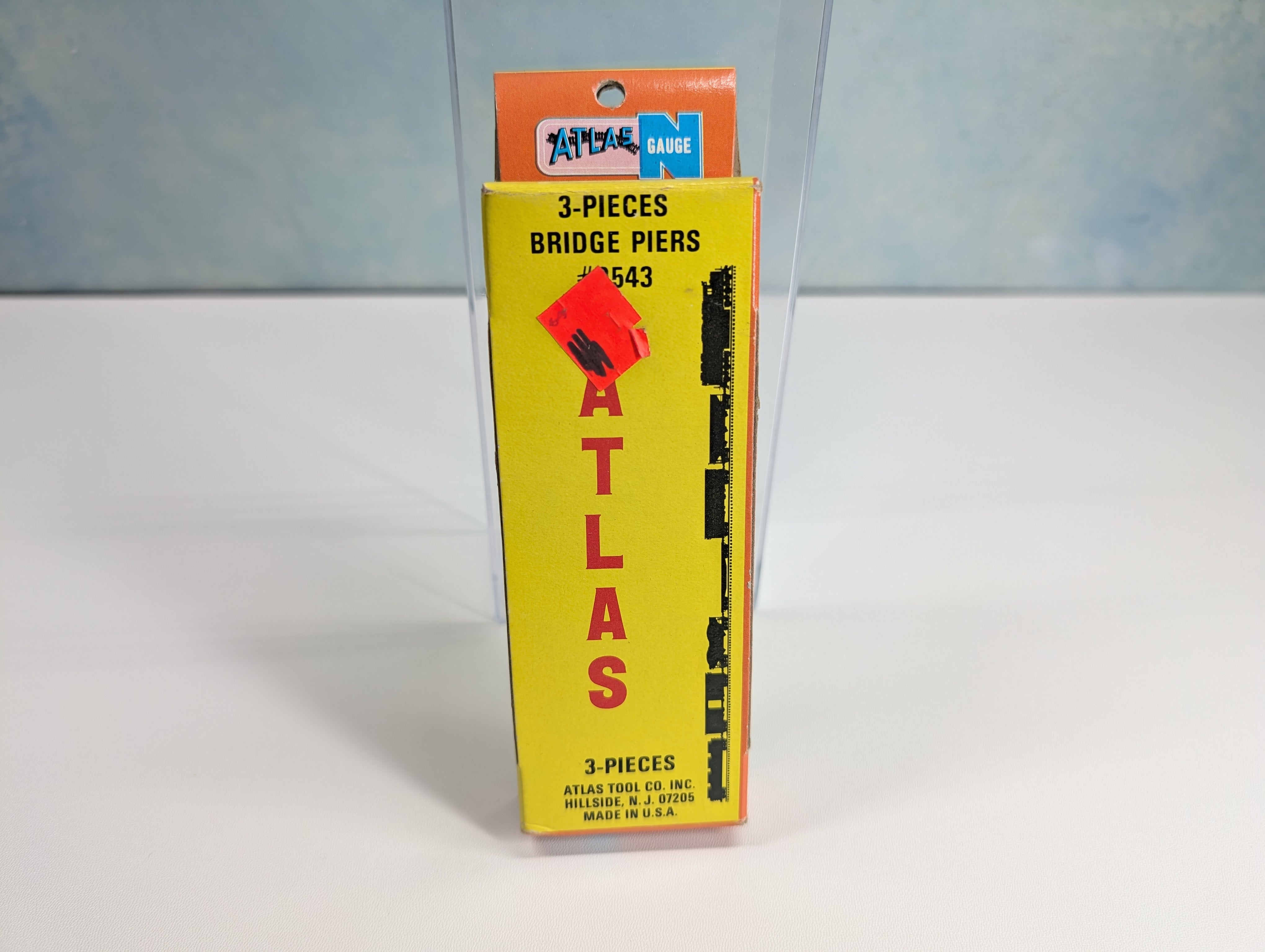 Atlas 2543 N Scale Bridge Piers (3 pcs)