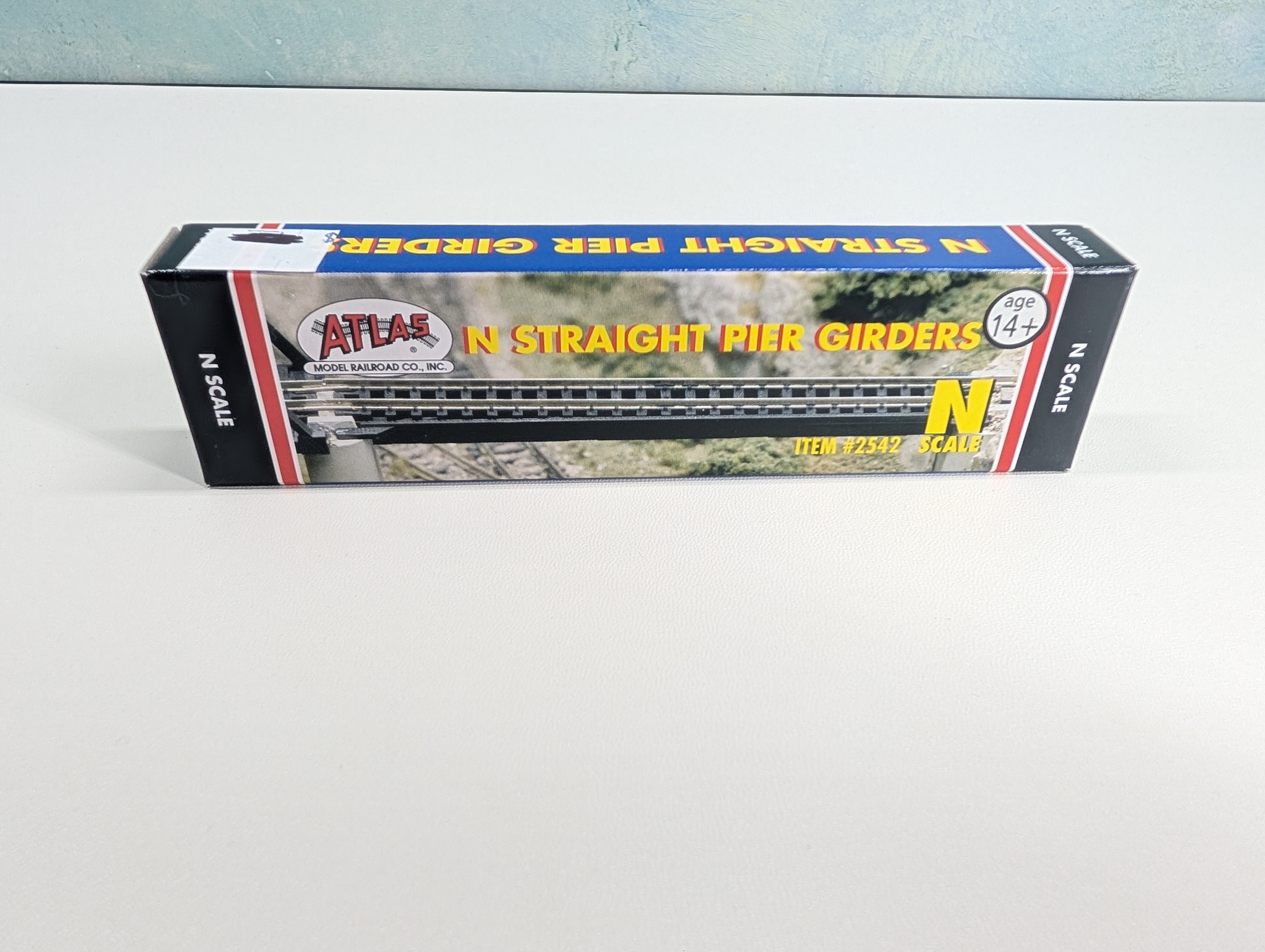 Atlas 2542 N Scale Straight Pier Girders (4 pcs)