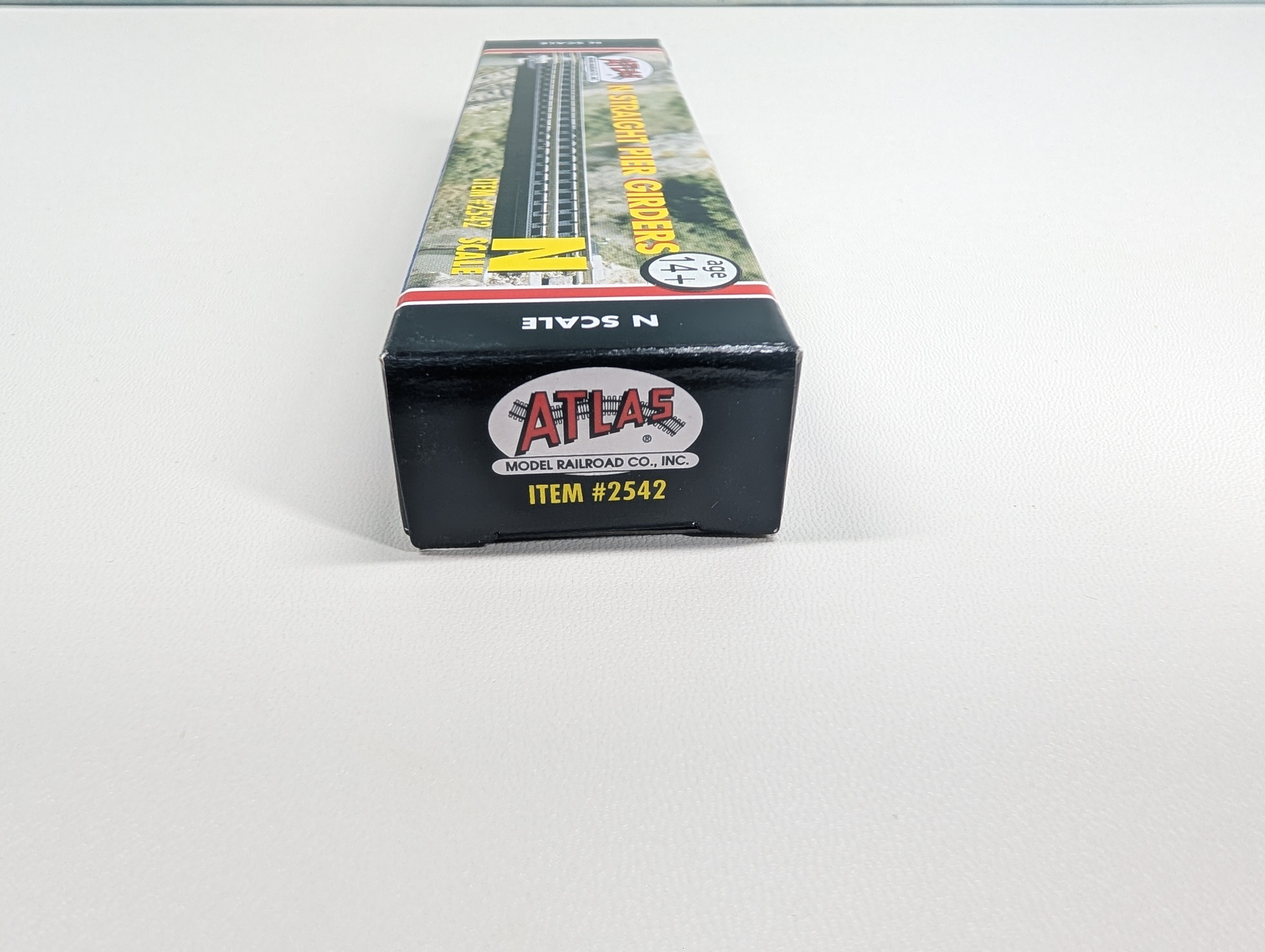Atlas 2542 N Scale Straight Pier Girders (4 pcs)