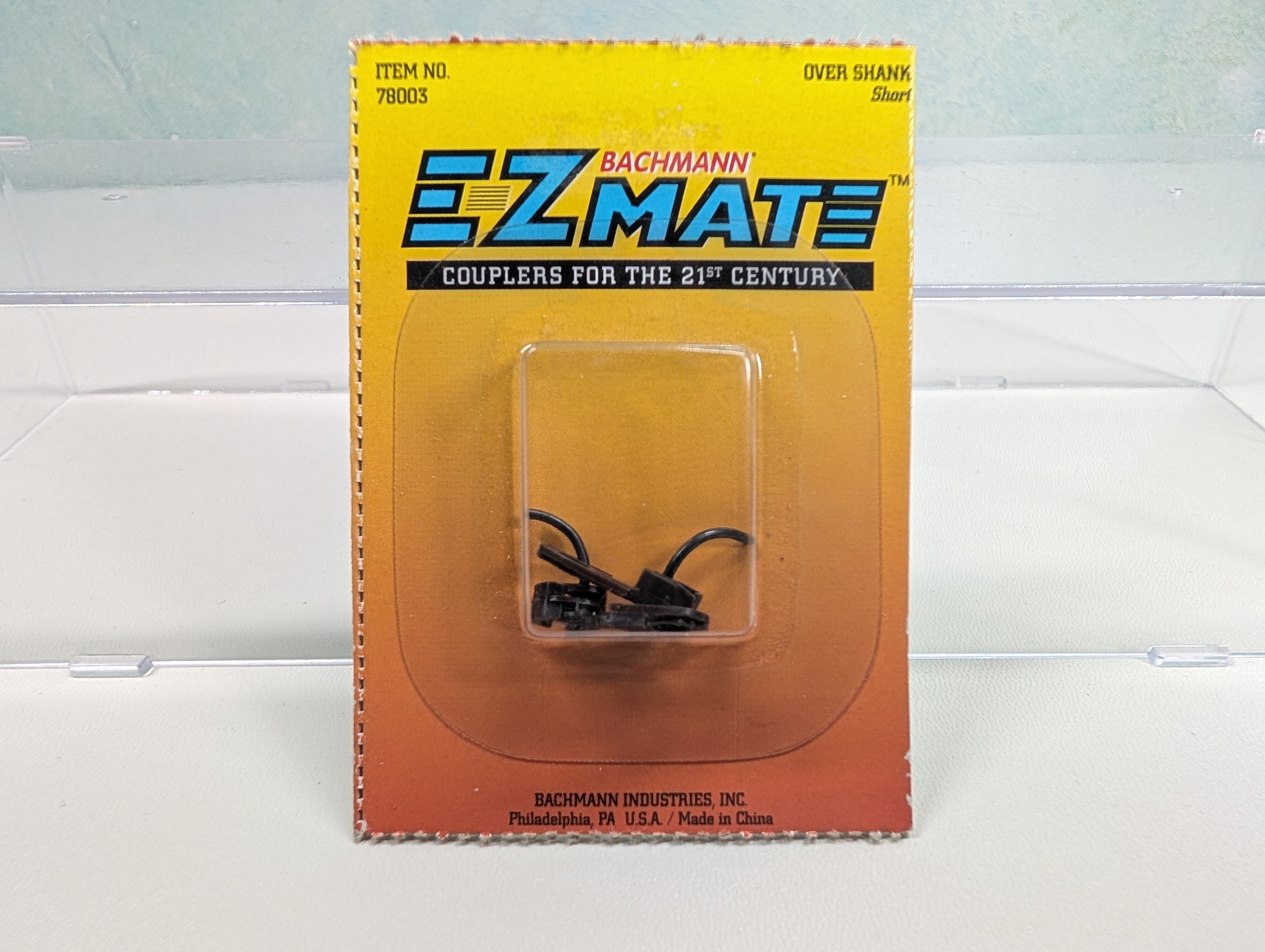 Bachmann 78003 HO Scale Over Shank, Short E-Z Mate Couplers (2 pcs)