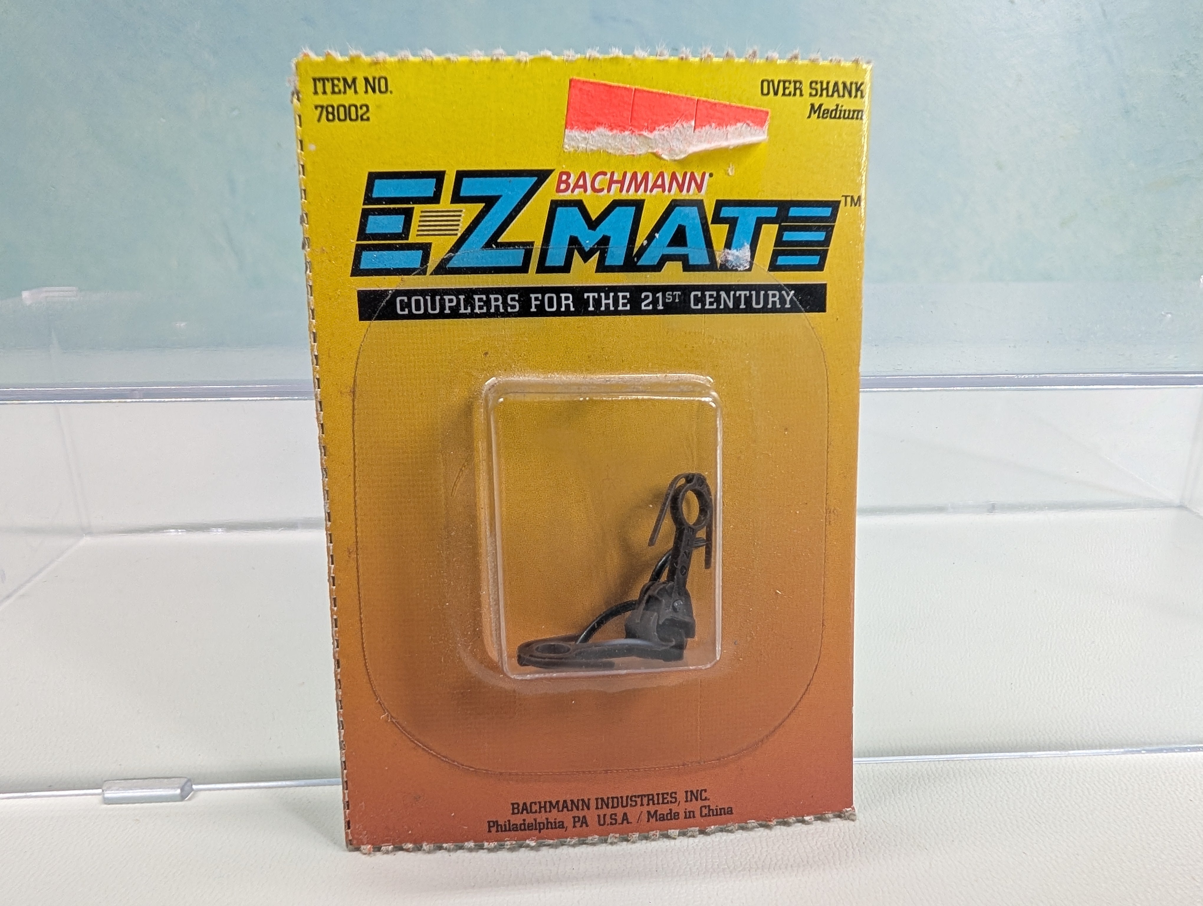 Bachmann 78002 HO Scale Over Shank, Medium E-Z Mate Couplers (2 pcs)