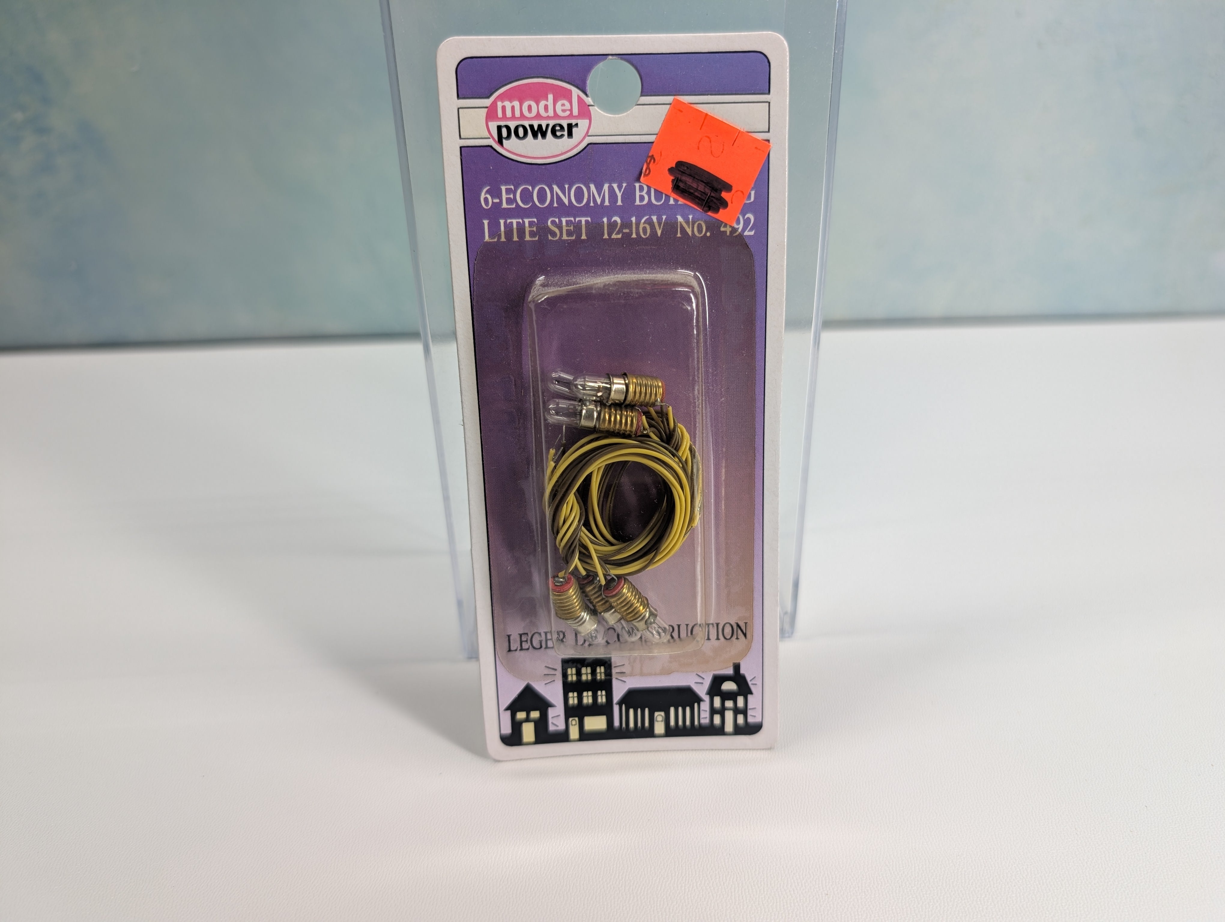 Model Power 492 Multi Scale 6-Economy Building Lite Set 12-16V