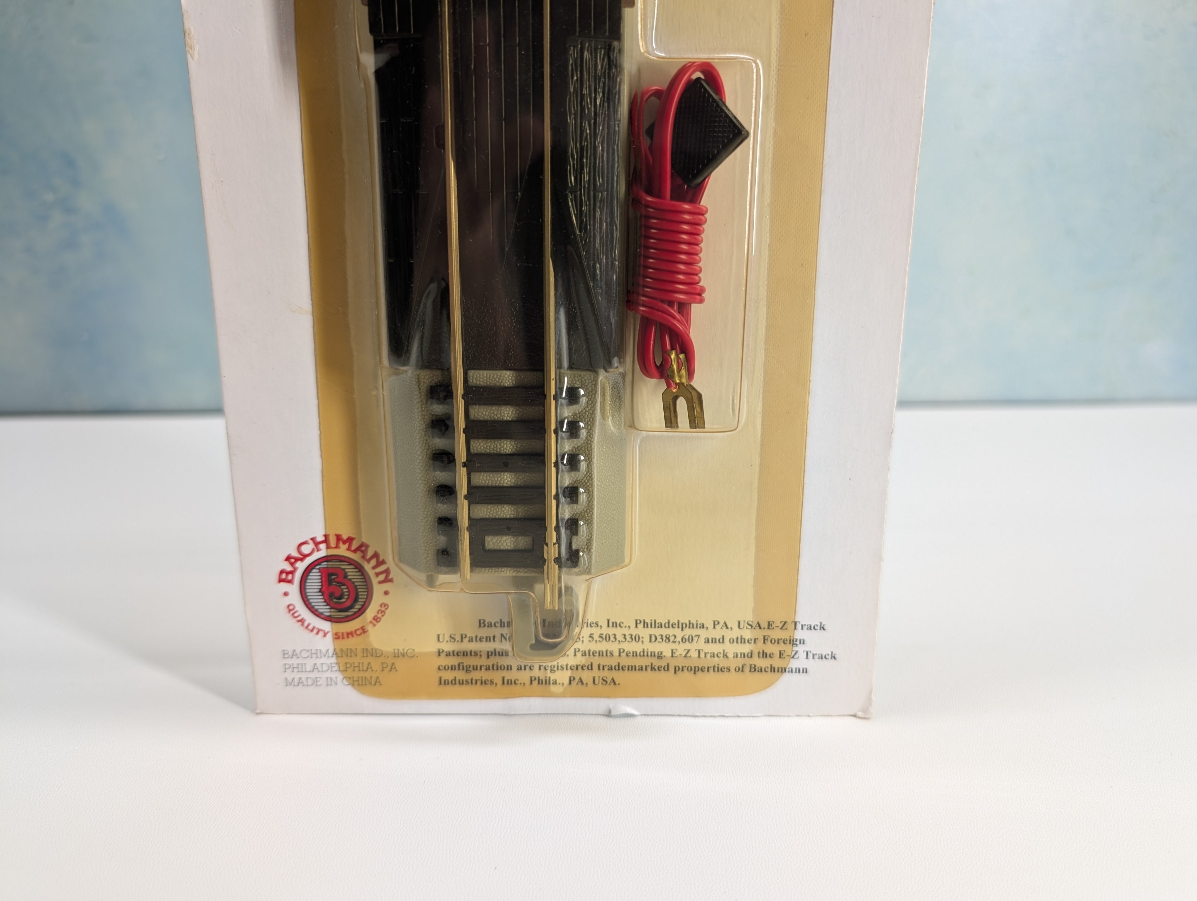 Bachmann 44510 HO Scale 9" Straight Terminal Rerailer with Wire, Nickel Silver E-Z Track Gray Roadbed
