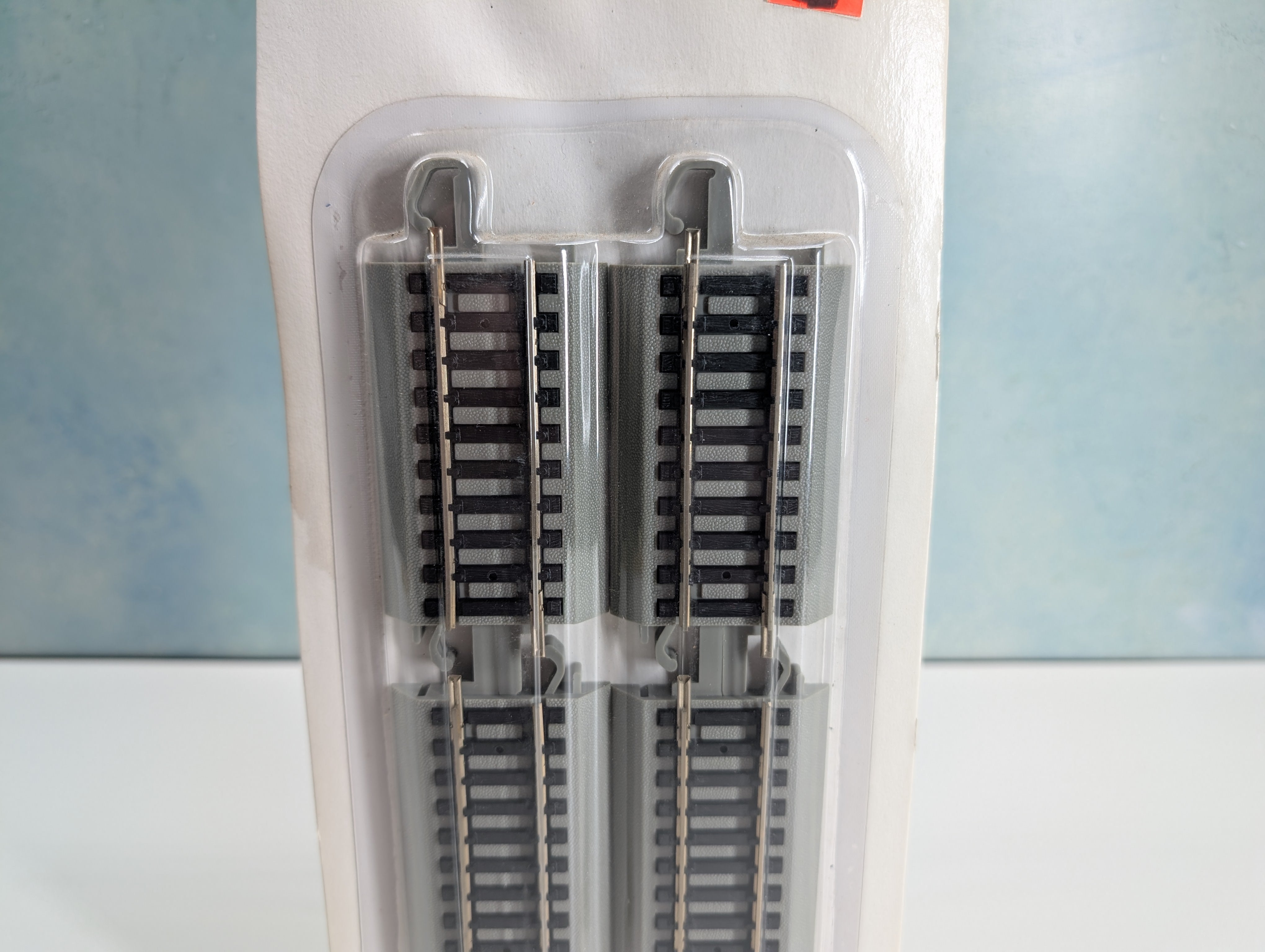 Bachmann 44512 HO Scale 3" Straight, Nickel Silver E-Z Track Gray Roadbed (4 pcs)