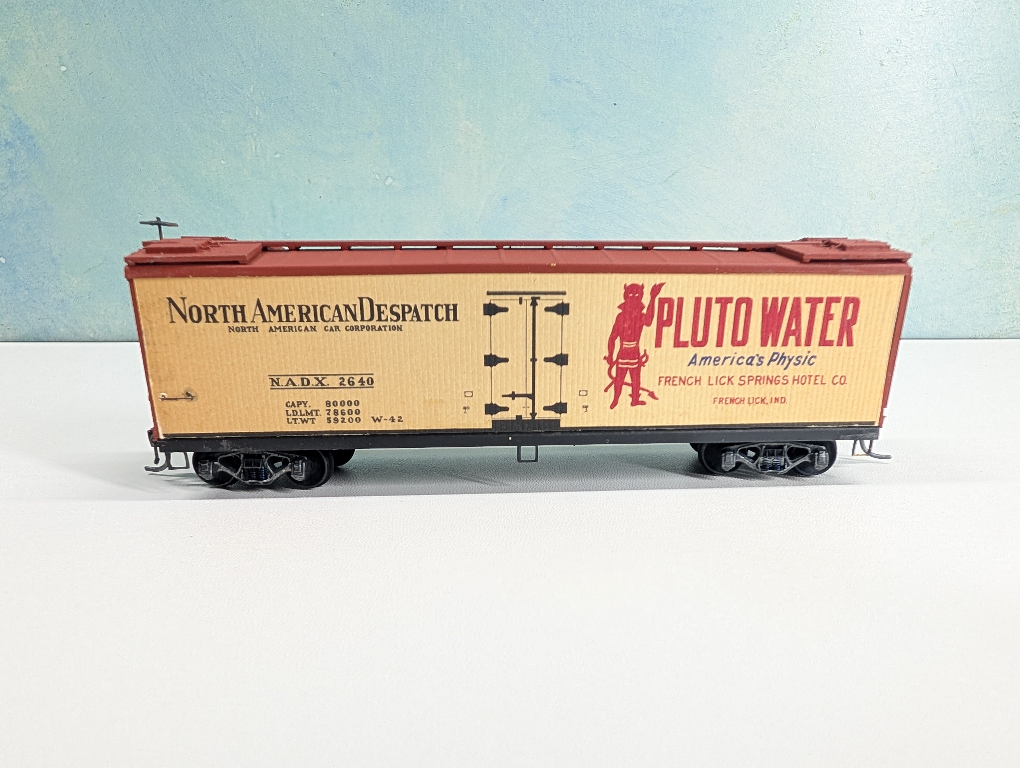 USED Mantua HO Scale 41' Wood Reefer, Built Kit Pluto Water NADX #2640 Metal Wheels