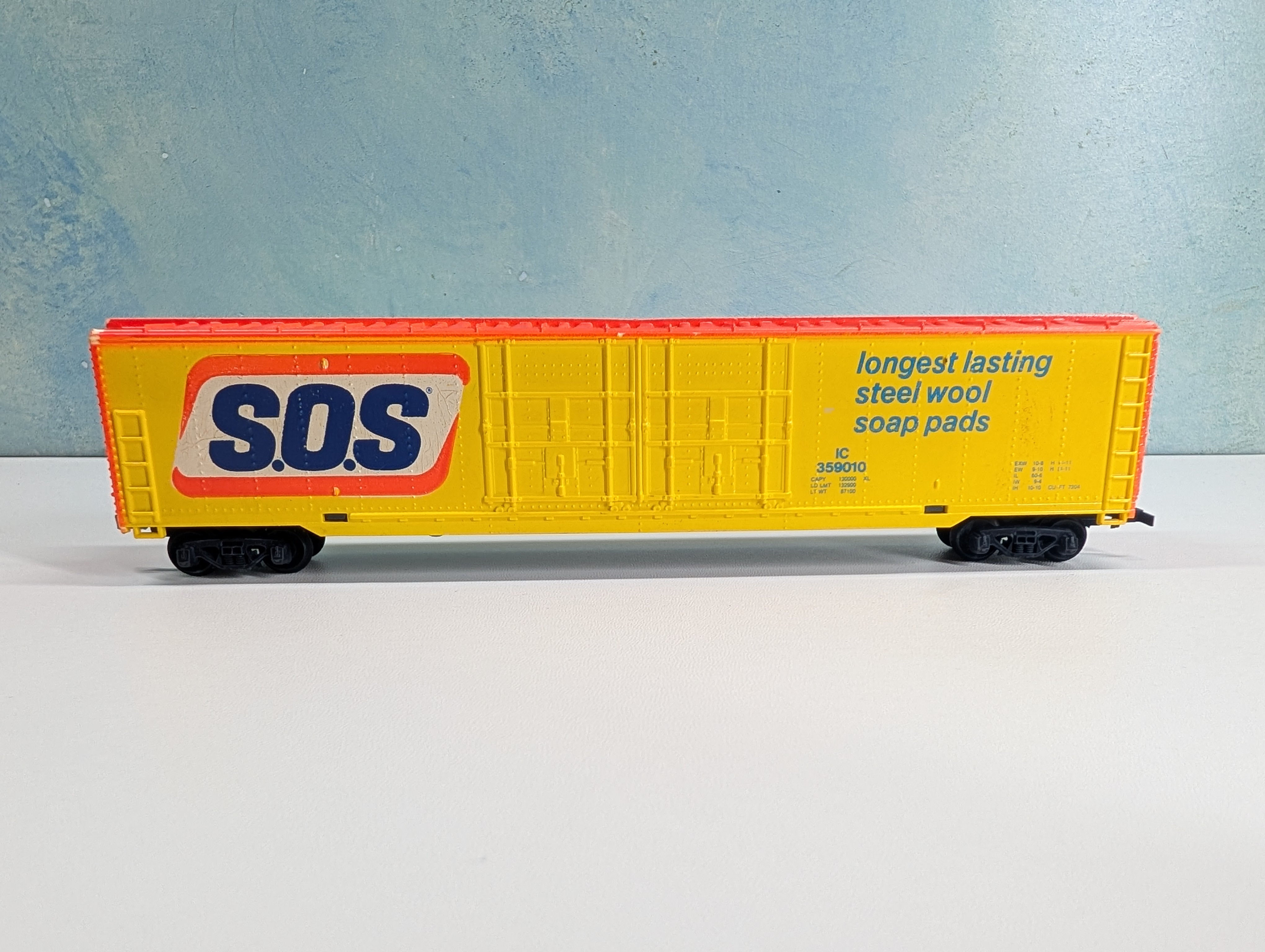 USED Tyco HO Scale 62' Billboard Box Car S.O.S. IC #259010