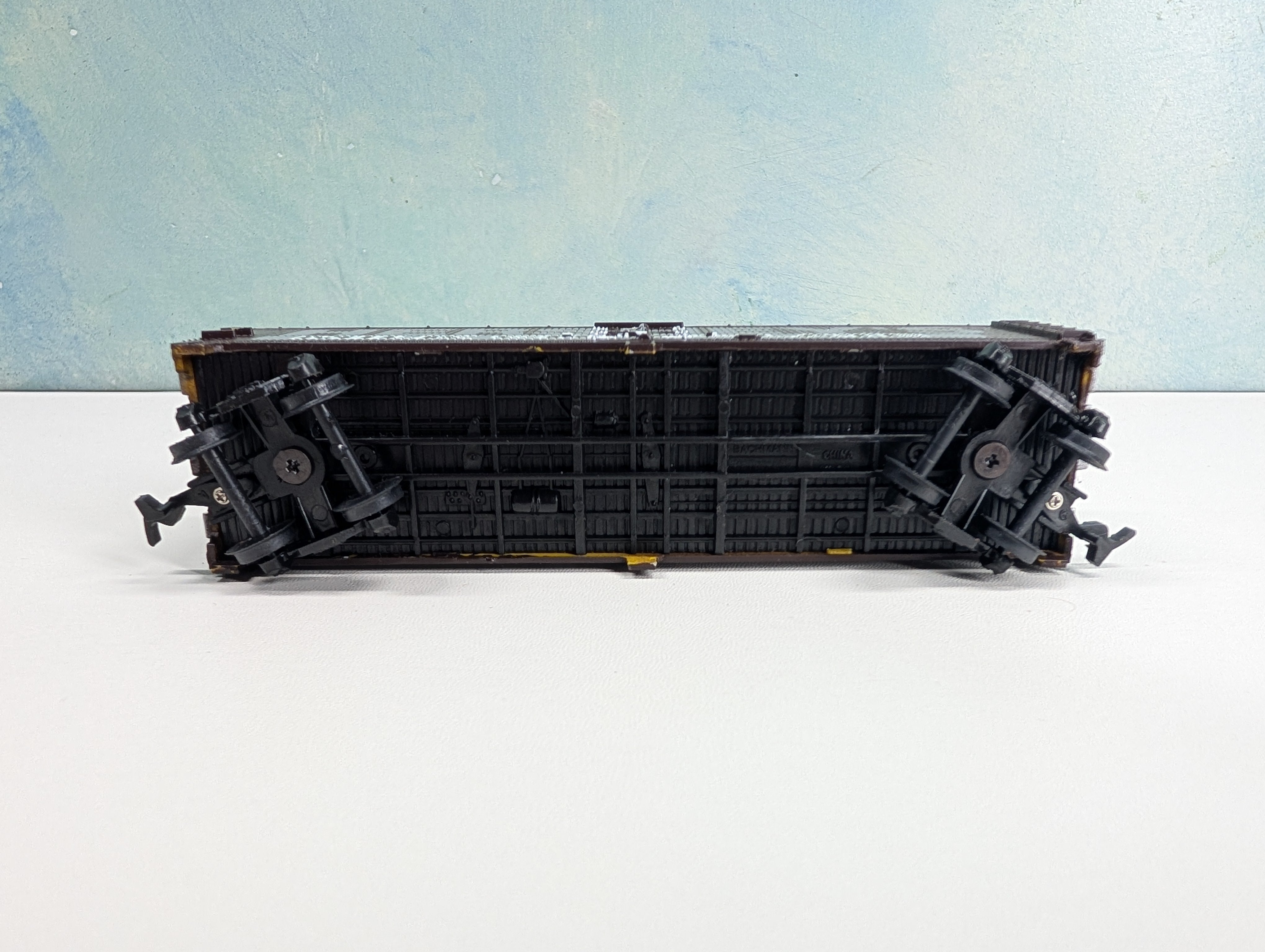 USED Bachmann HO Scale Billboard Wood Reefer Hershey's Milk Chocolate