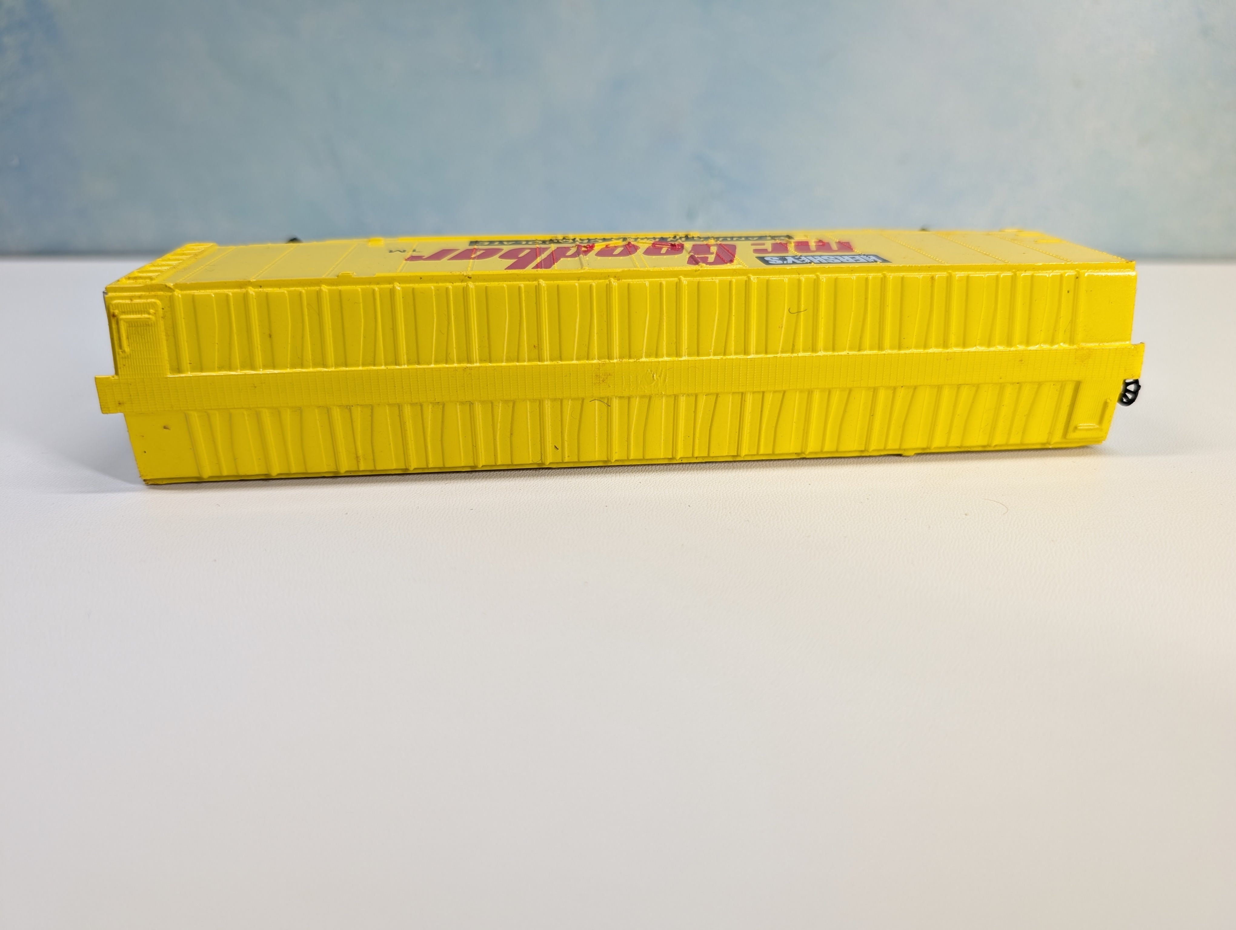 USED Bachmann HO Scale 50' Billboard Box Car Hershey's Mr. Goodbar Peanuts in Milk Chocolate