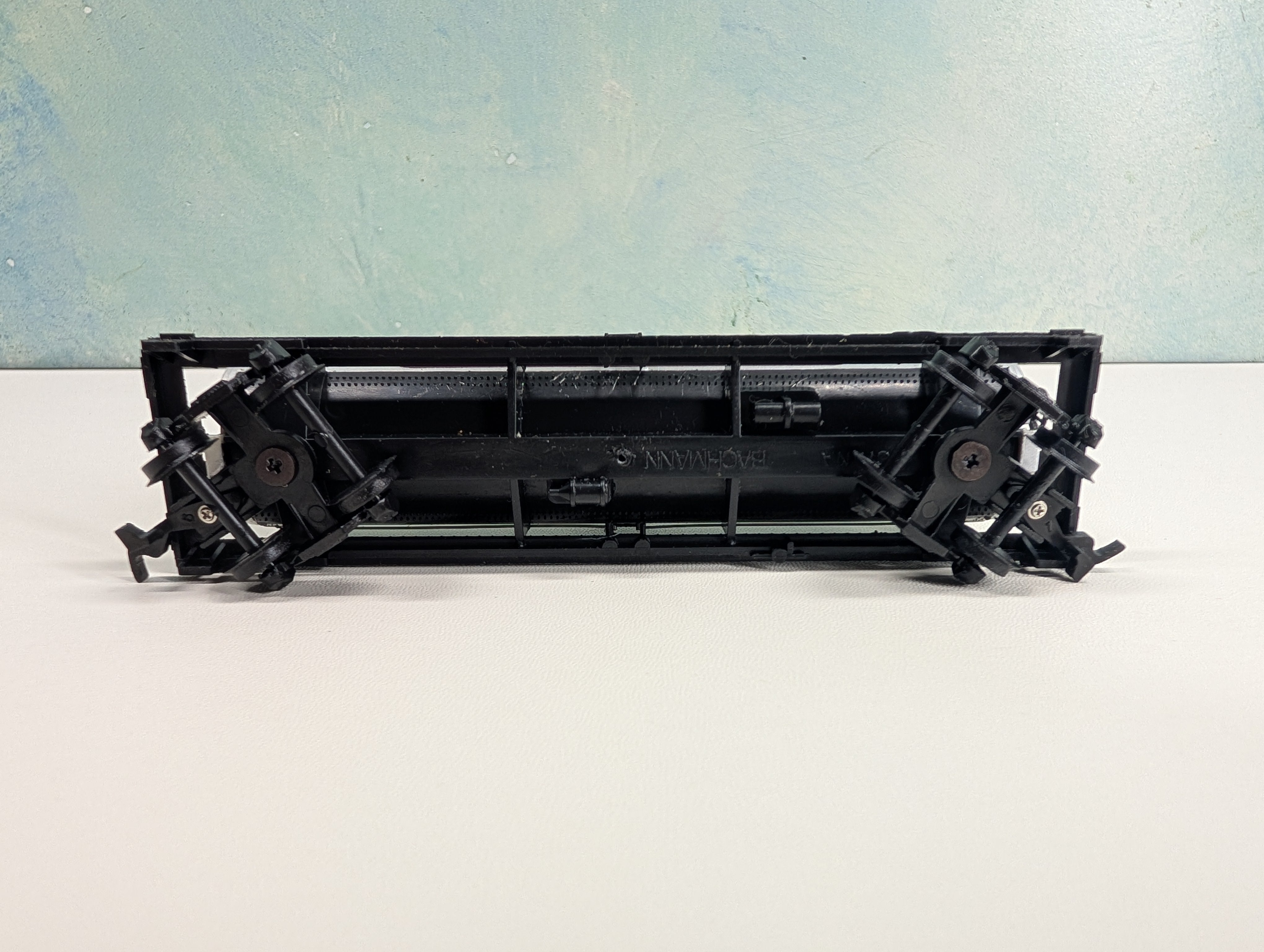 USED Bachmann HO Scale Single Dome Billboard Tank Car Hershey's Syrup