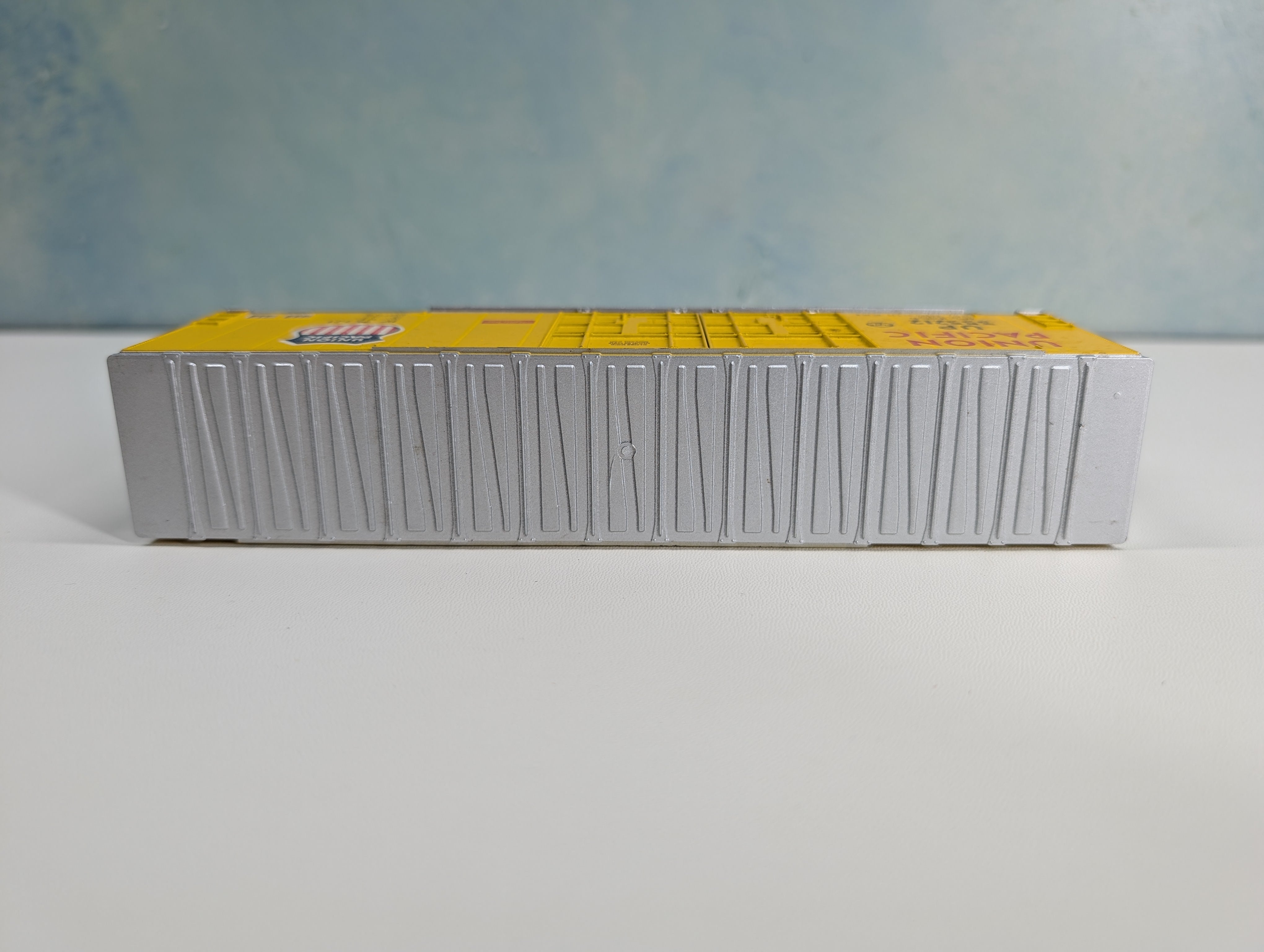 USED Roundhouse HO Scale 50' Box Car Union Pacific UP #355212