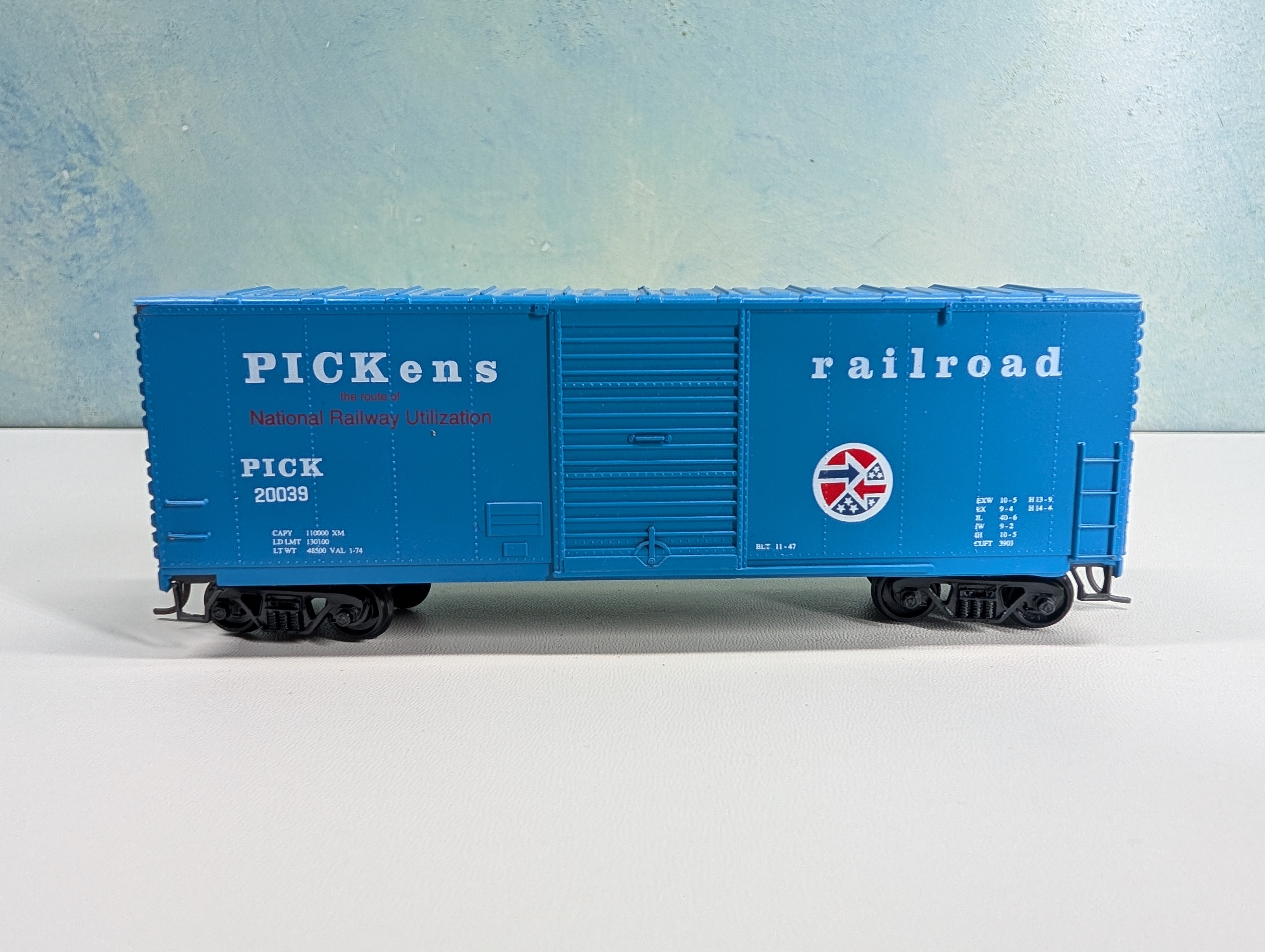 USED Roundhouse HO Scale 40' Box Car PICKens PICK #20039