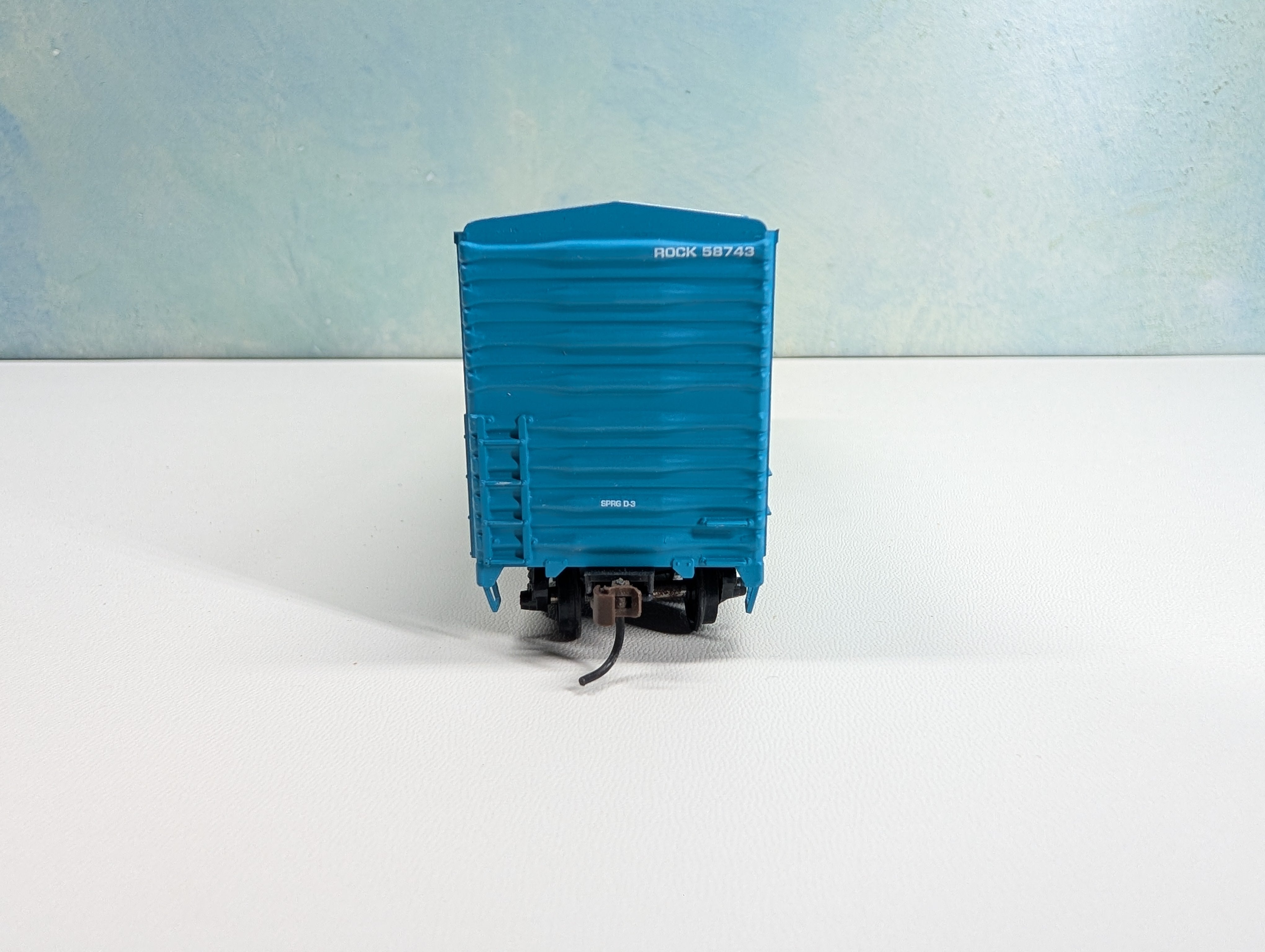 USED HO Scale 40' Box Car Rock #58743