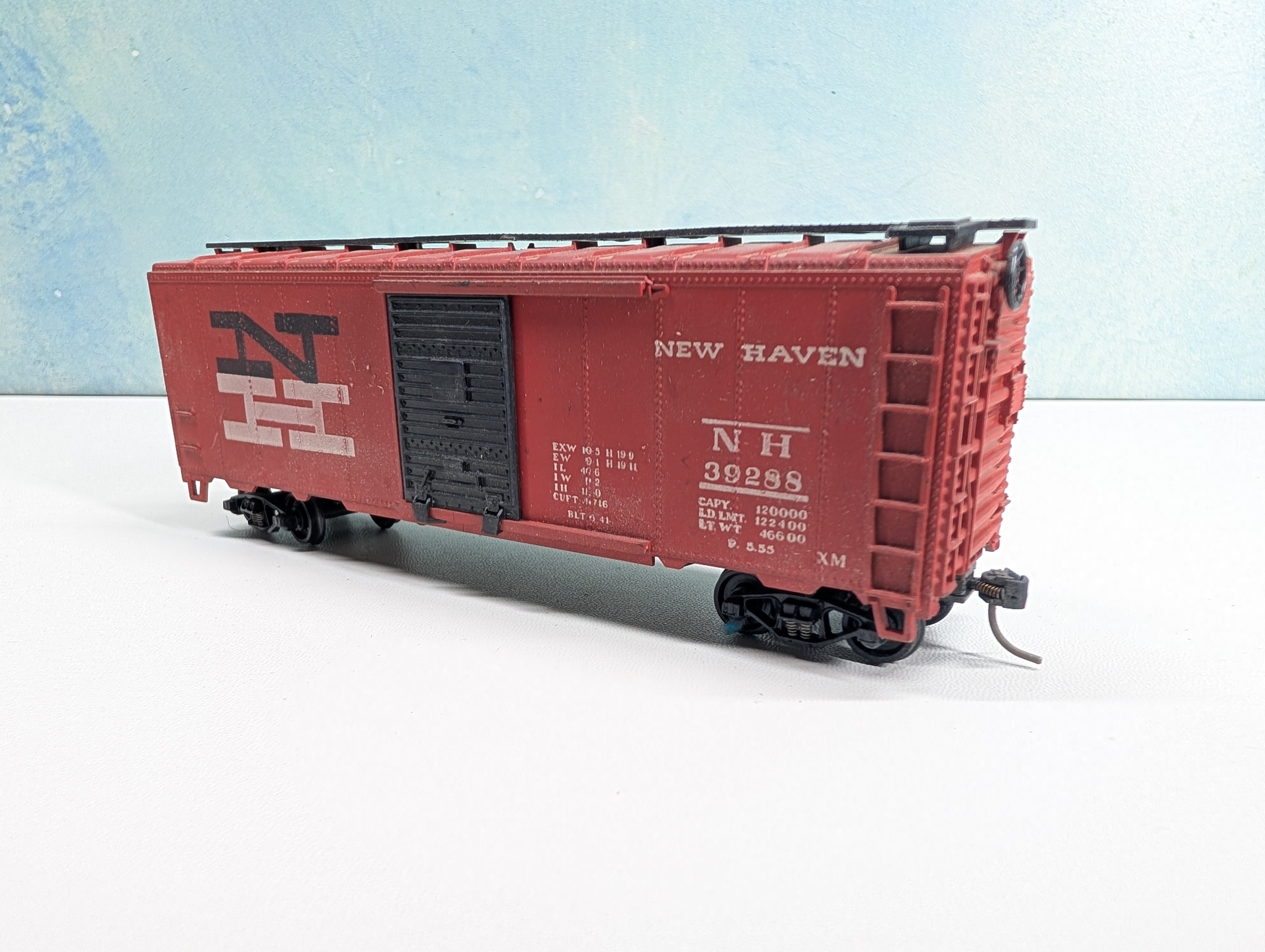 USED Athearn HO Scale 40' Box Car New Haven NH #39288