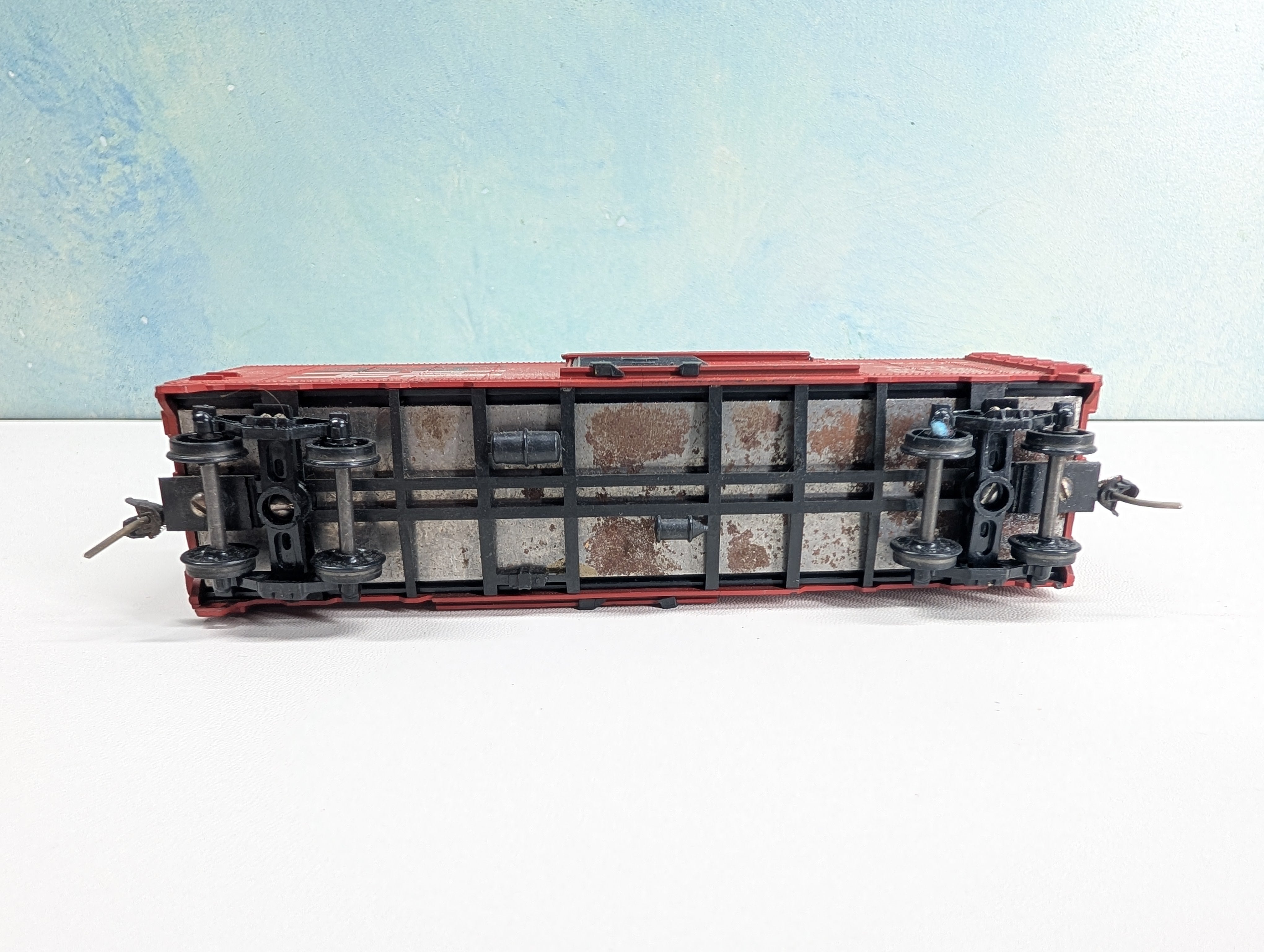 USED Athearn HO Scale 40' Box Car New Haven NH #39288