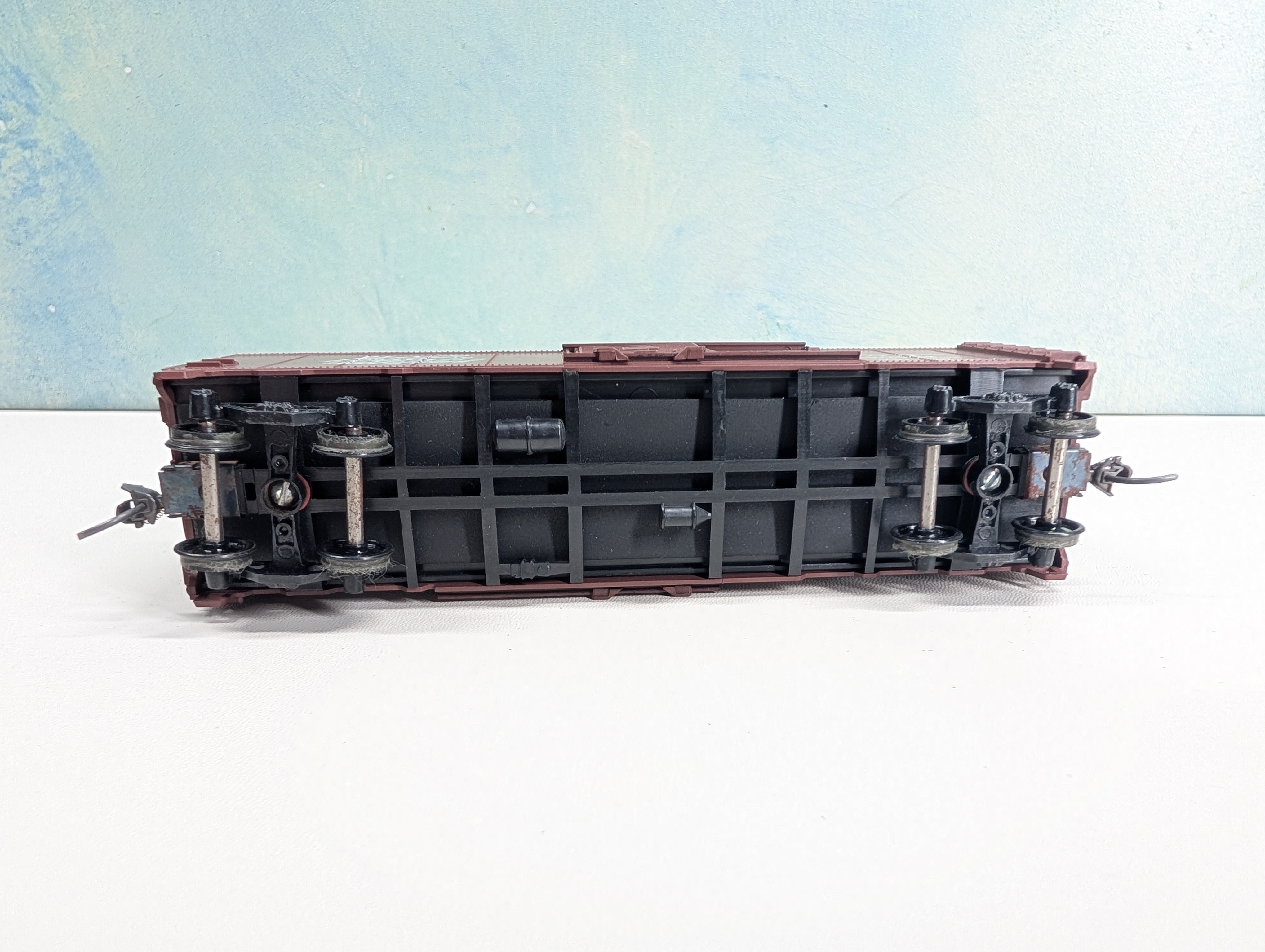 USED Athearn HO Scale 40' Box Car New Haven NH #30564